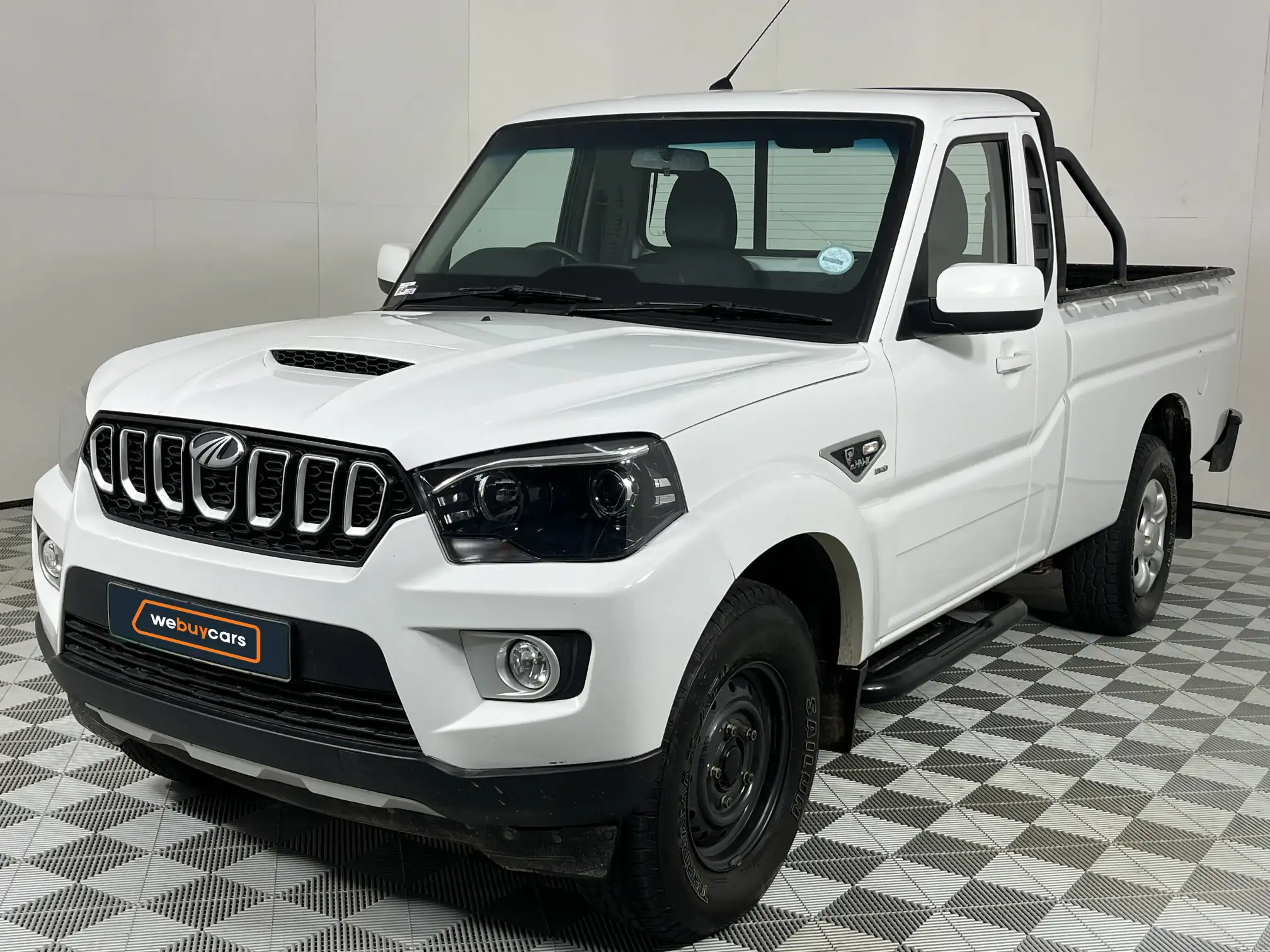 2024 Mahindra PIK UP
