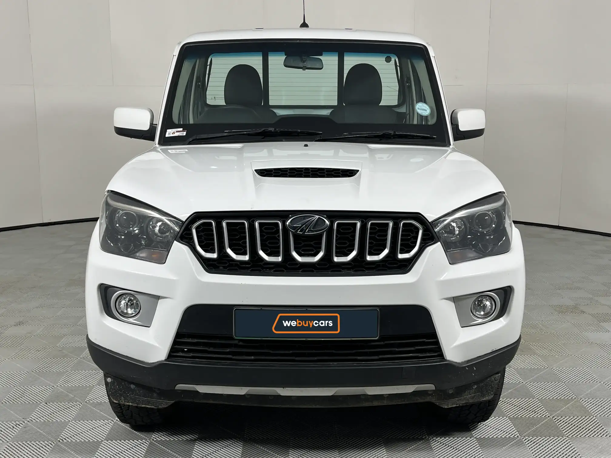 Mahindra PIK UP