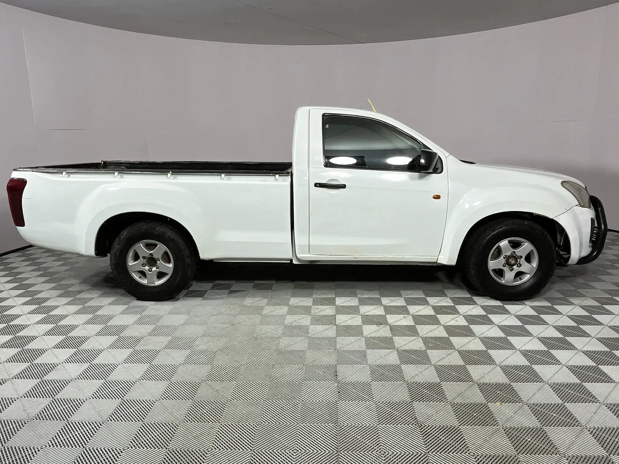 Isuzu KB
