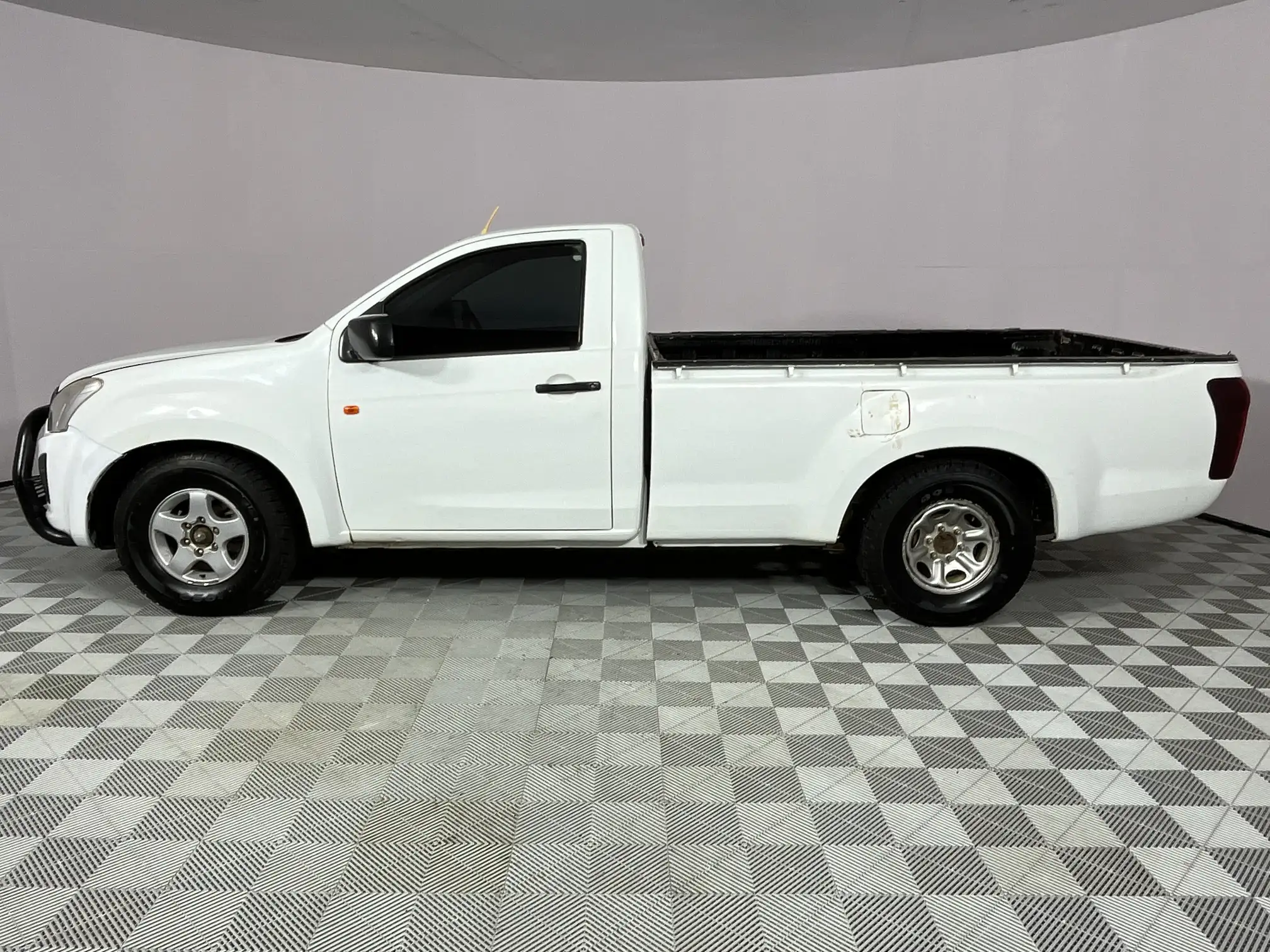 Isuzu KB