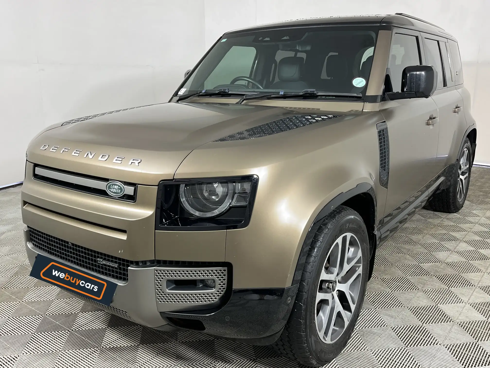 Land Rover Defender 110