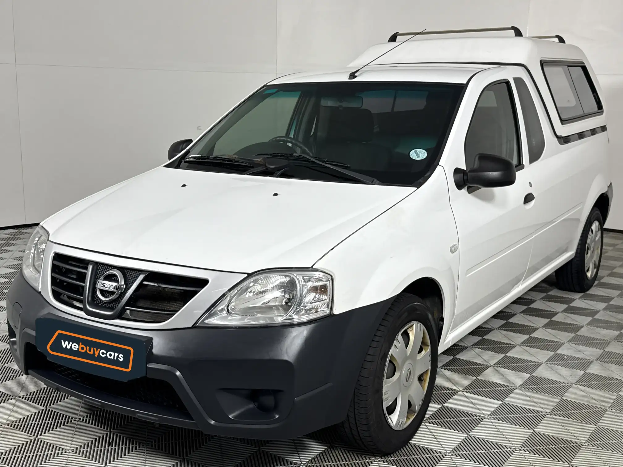 2022 Nissan NP200
