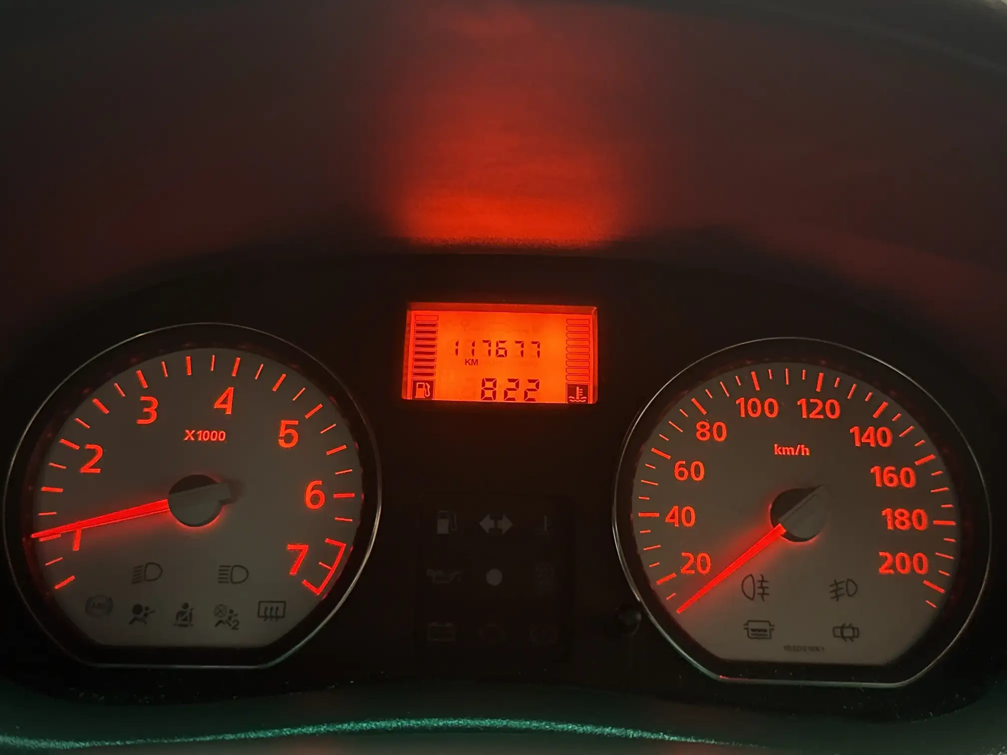 Nissan NP200