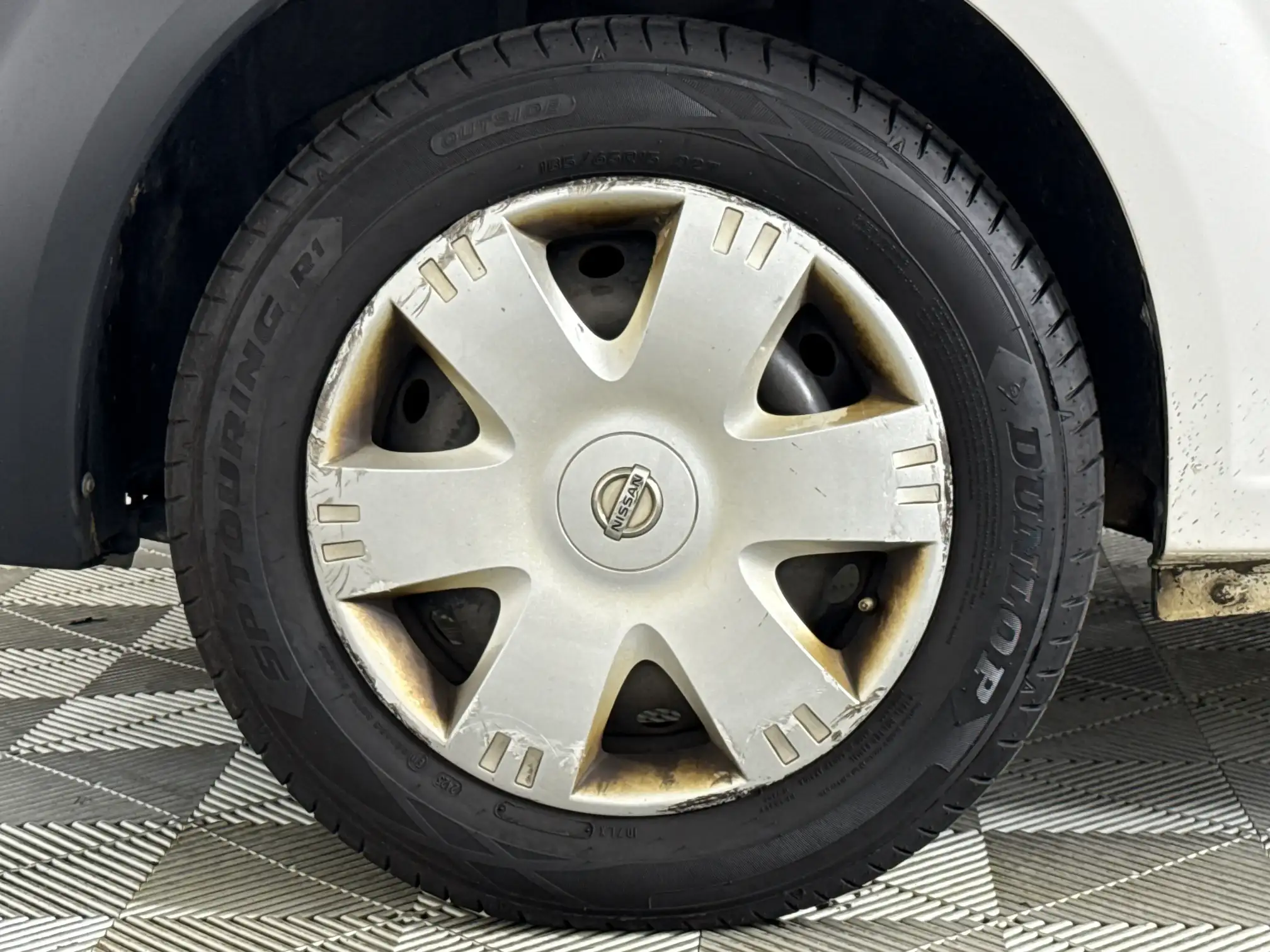 Nissan NP200