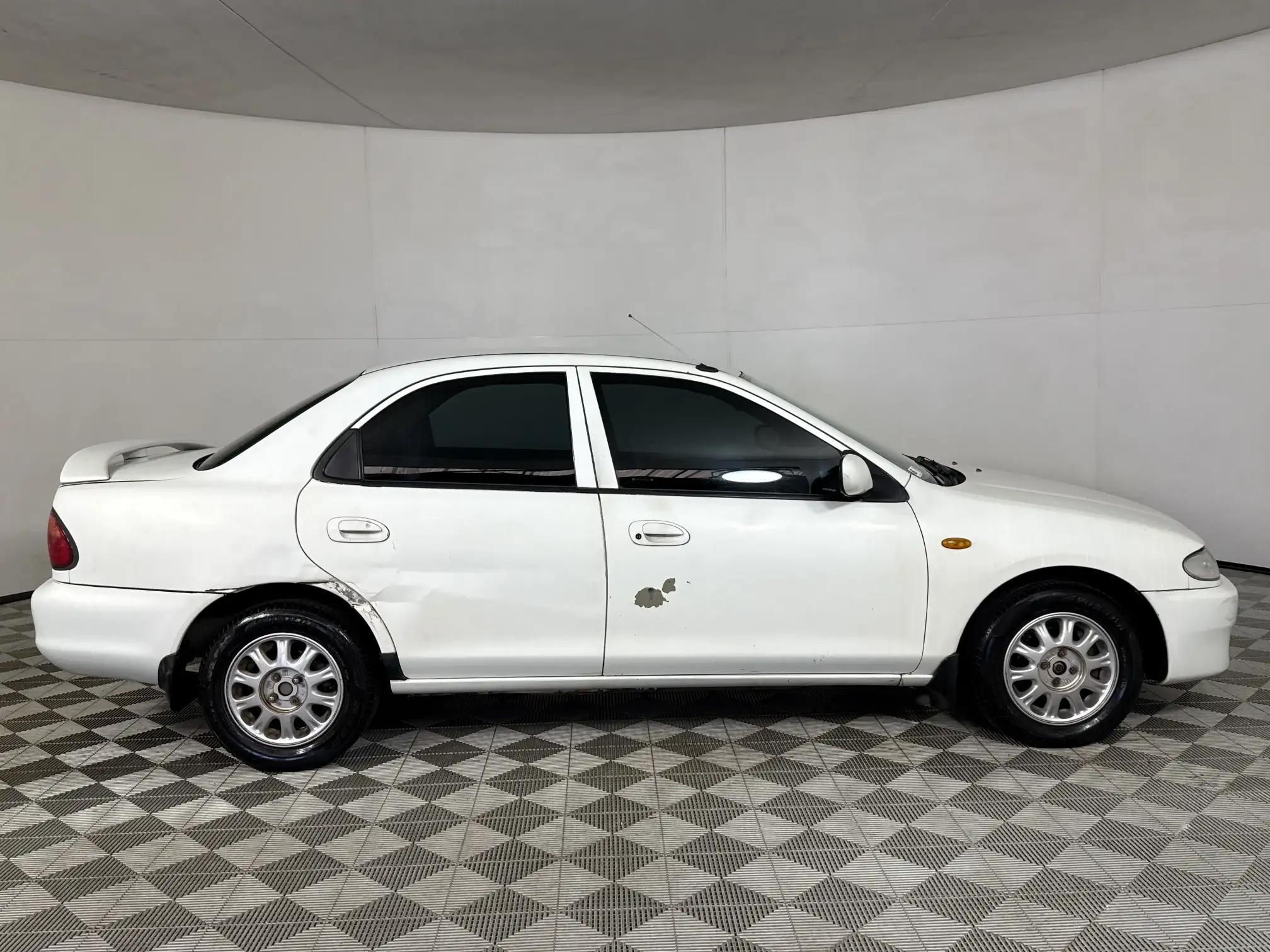 Mazda Etude