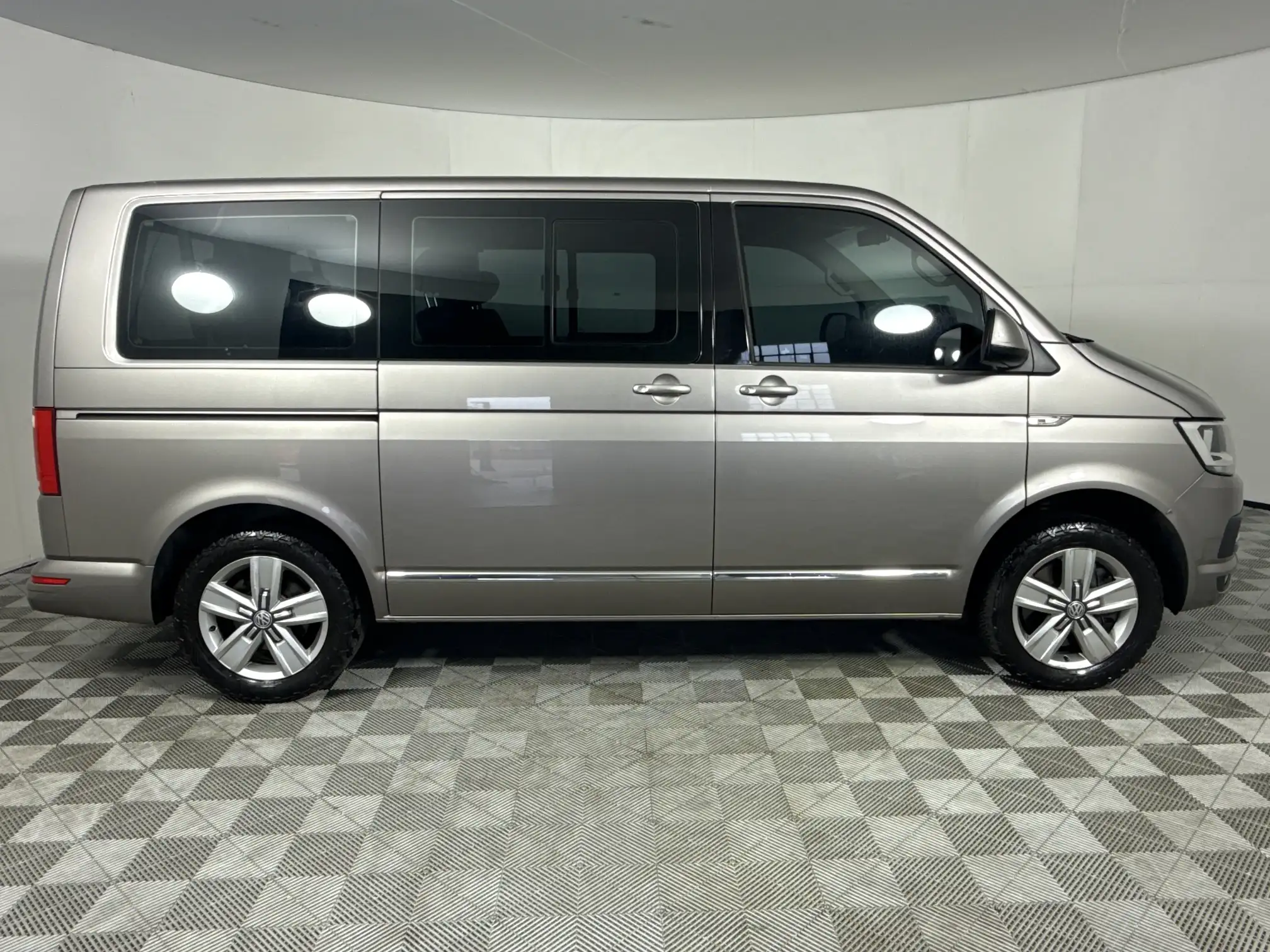 Volkswagen T6