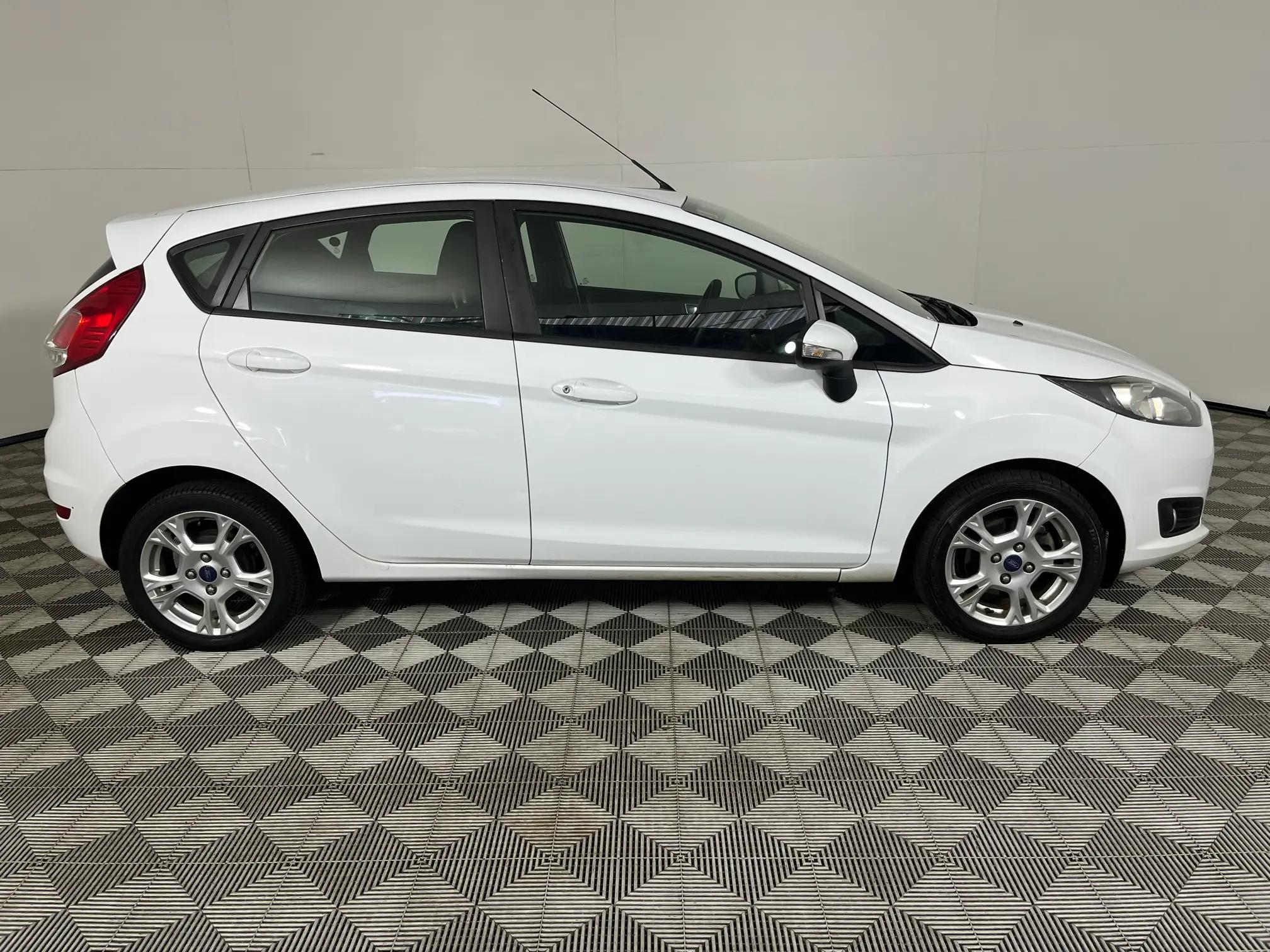 Ford Fiesta 1.0 EcoBoost Trend Powershift 5 Door for sale - R 105 900 ...