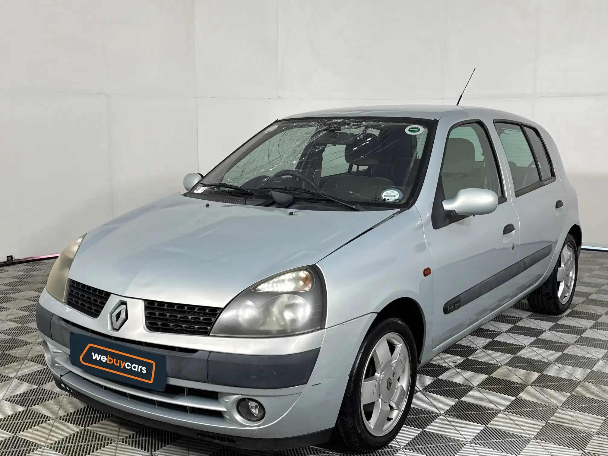 2002 Renault Clio
