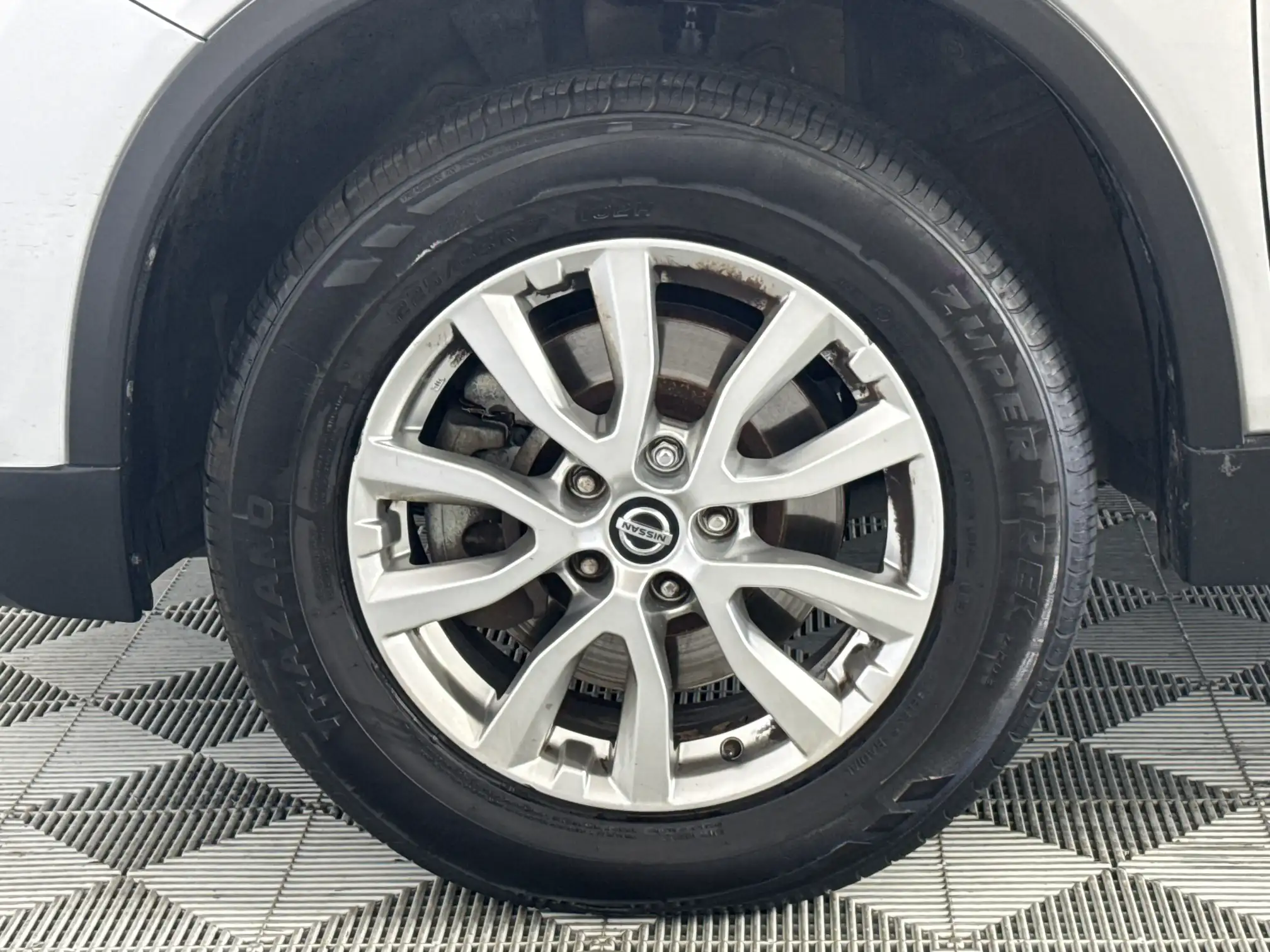 Nissan X Trail