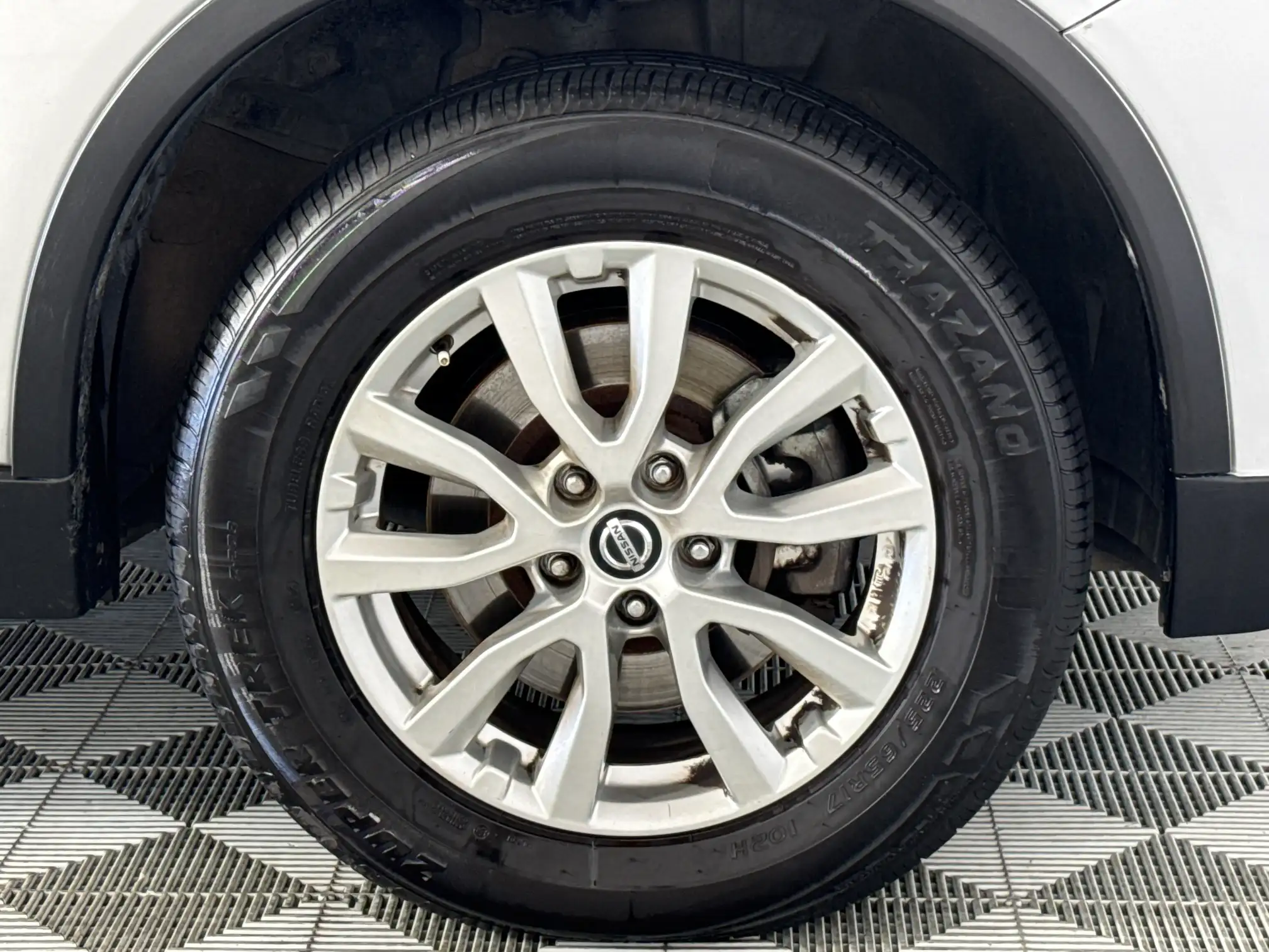 Nissan X Trail