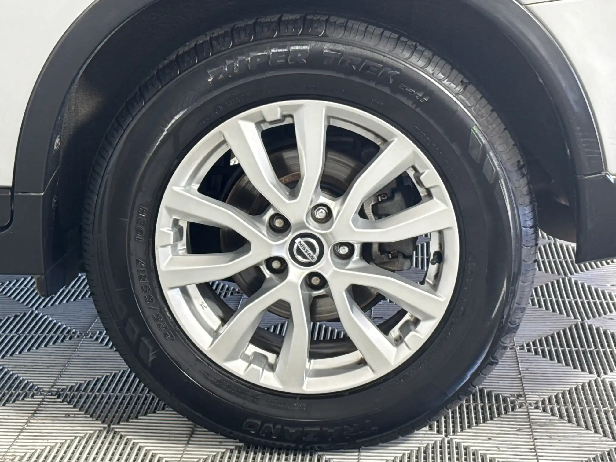 Nissan X Trail