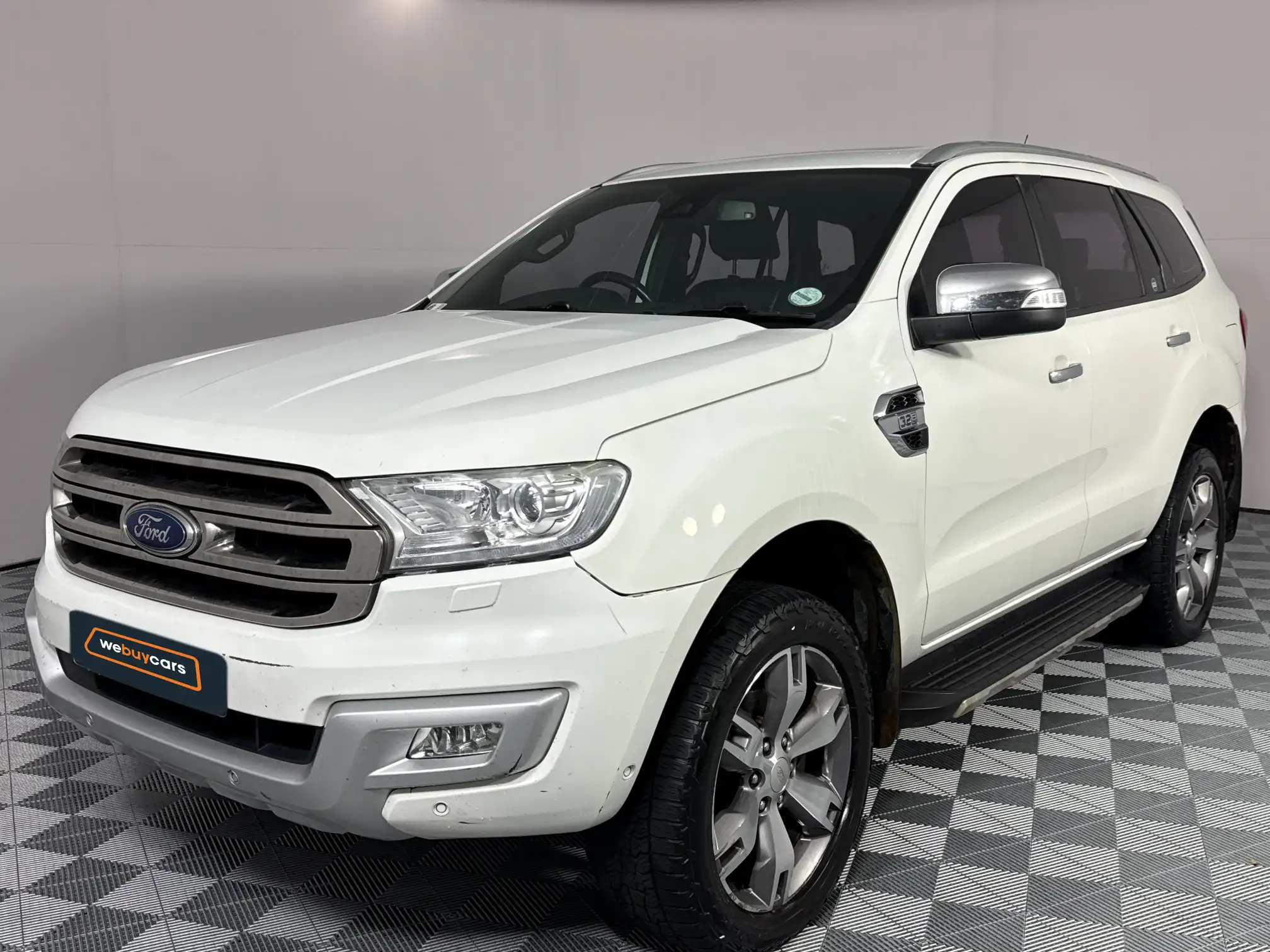 2016 Ford Everest