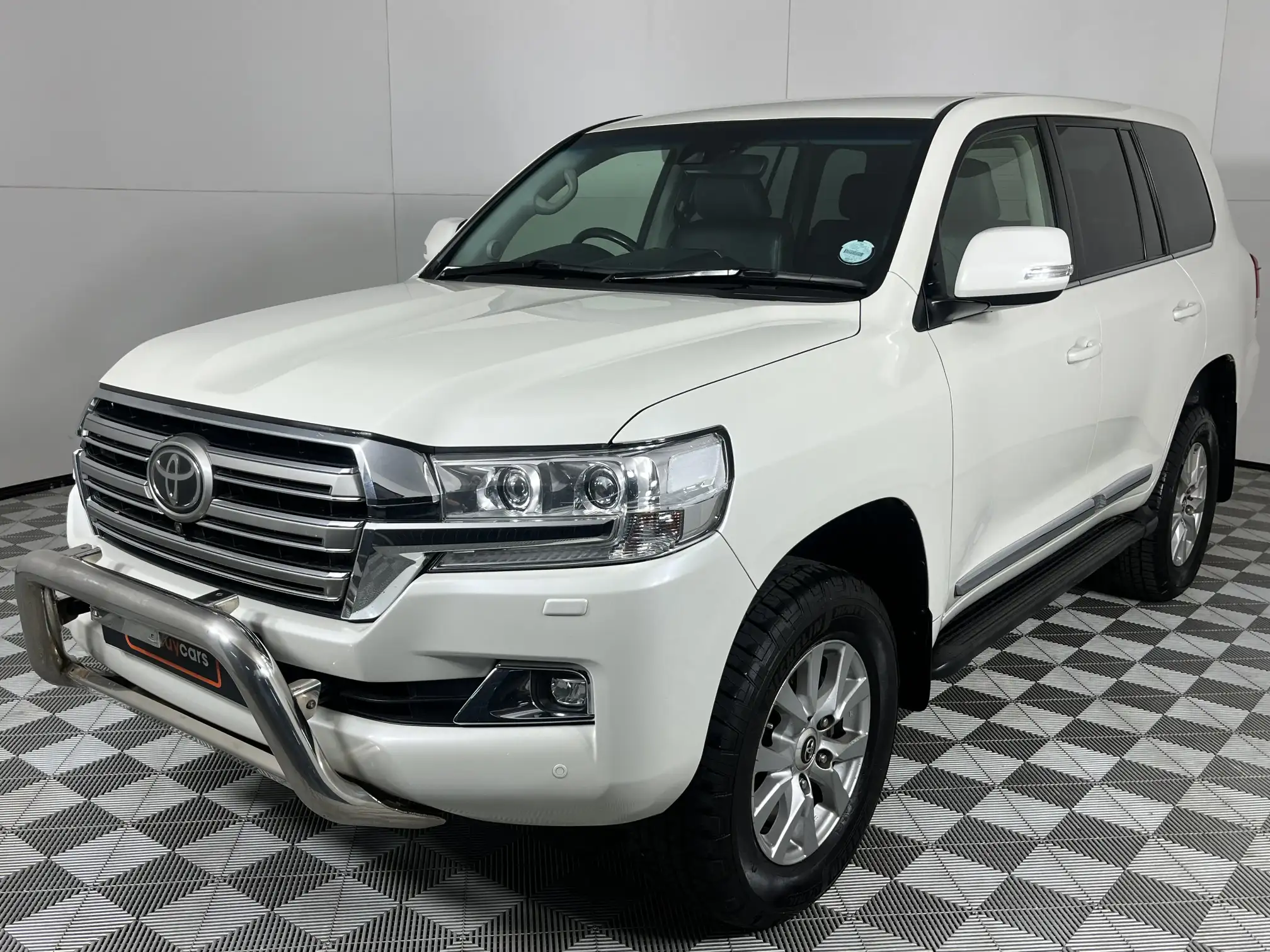 2017 Toyota Land Cruiser