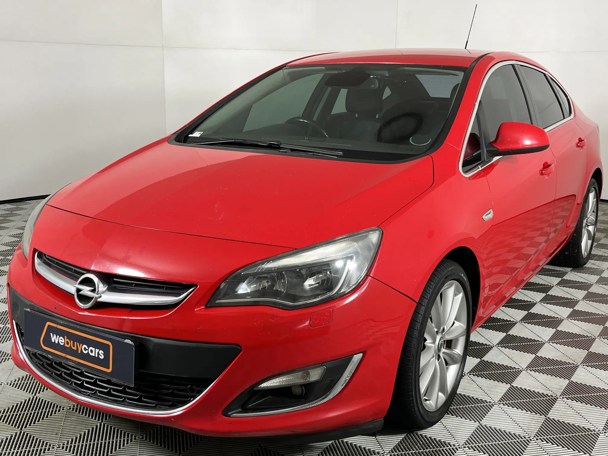 2014 Opel Astra 1.6T Cosmo