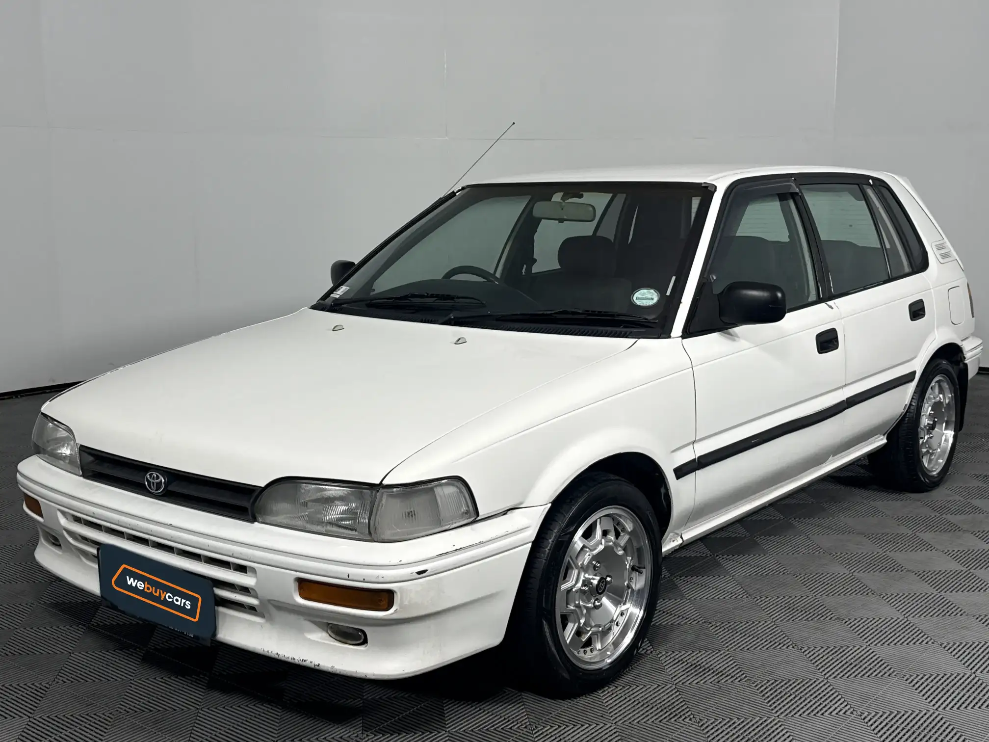 2000 Toyota Conquest