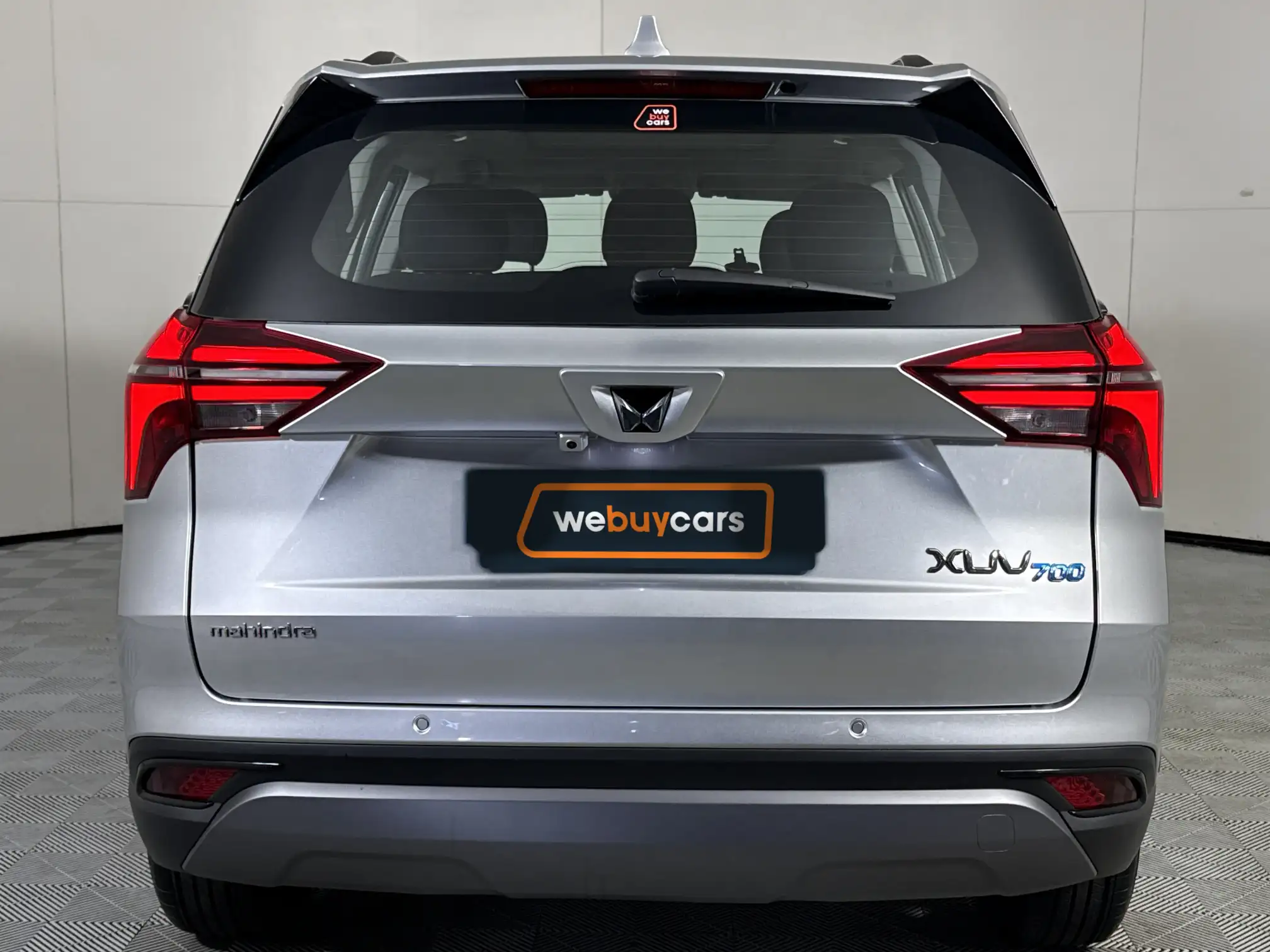 Mahindra XUV 700