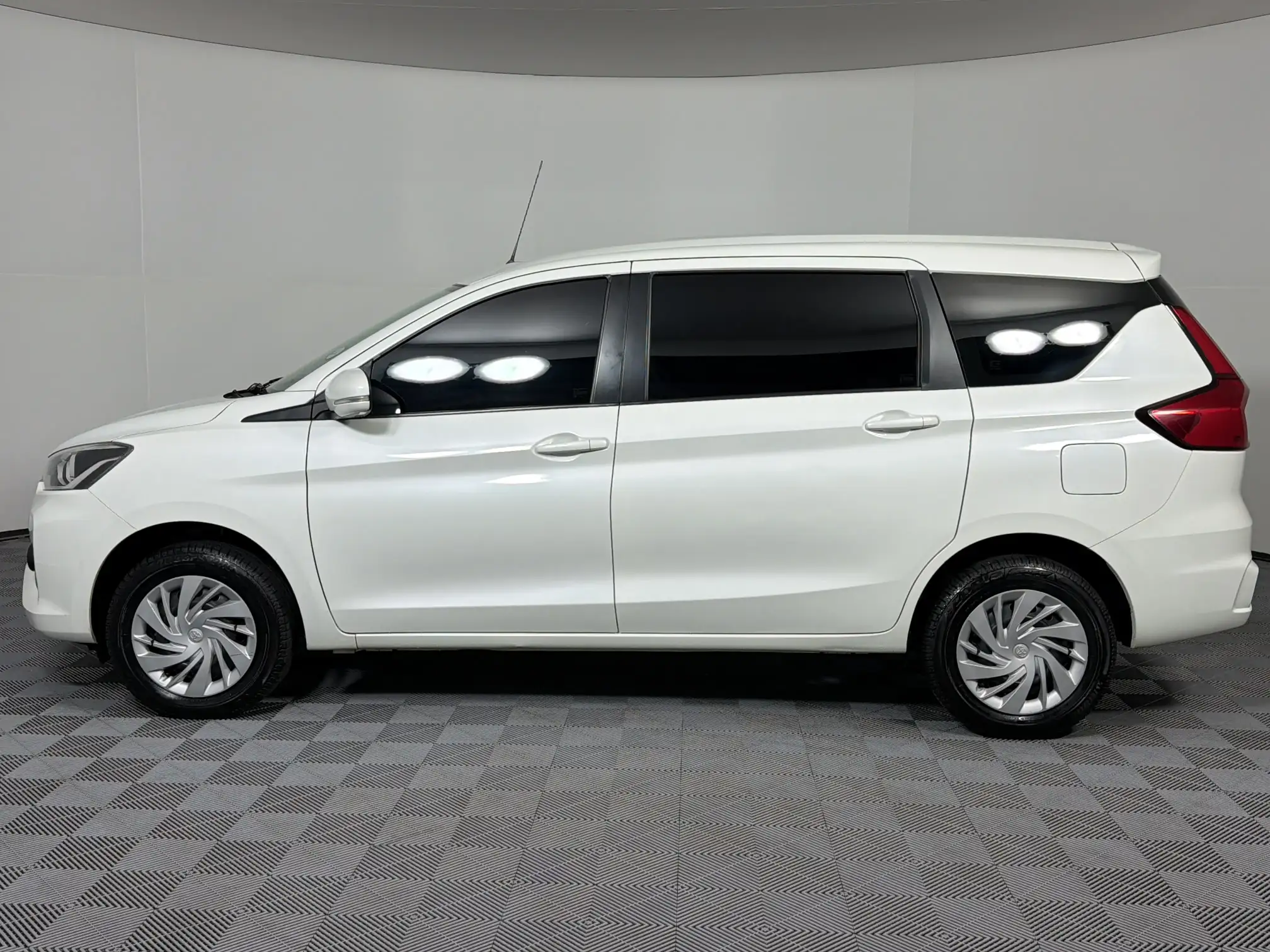 Toyota Rumion