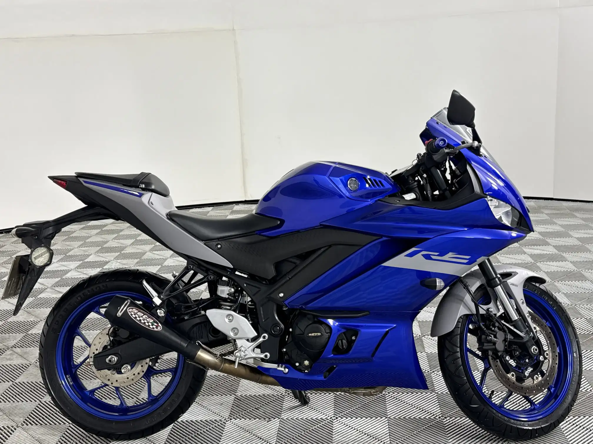 2025 Yamaha YZF R3