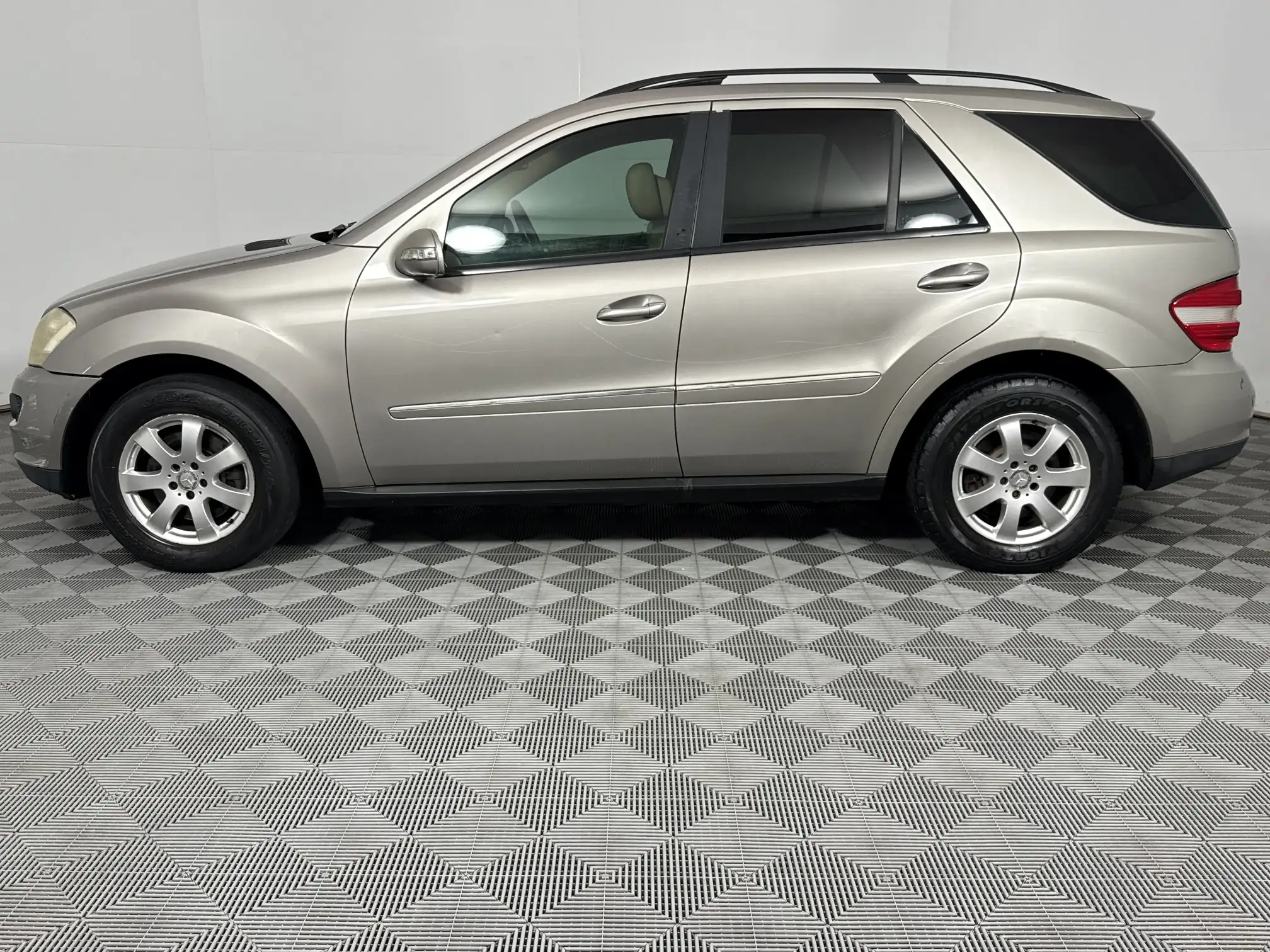 Mercedes-Benz M Class