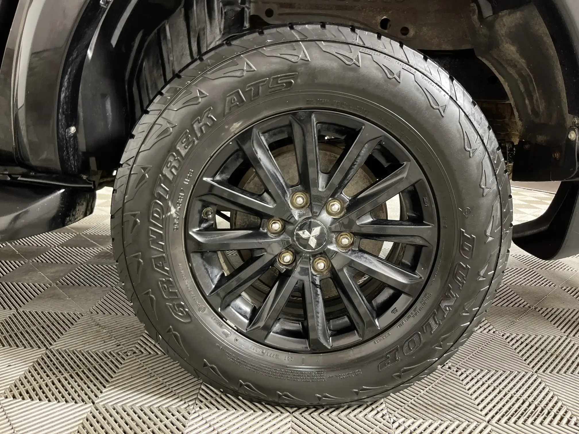 Mitsubishi Triton