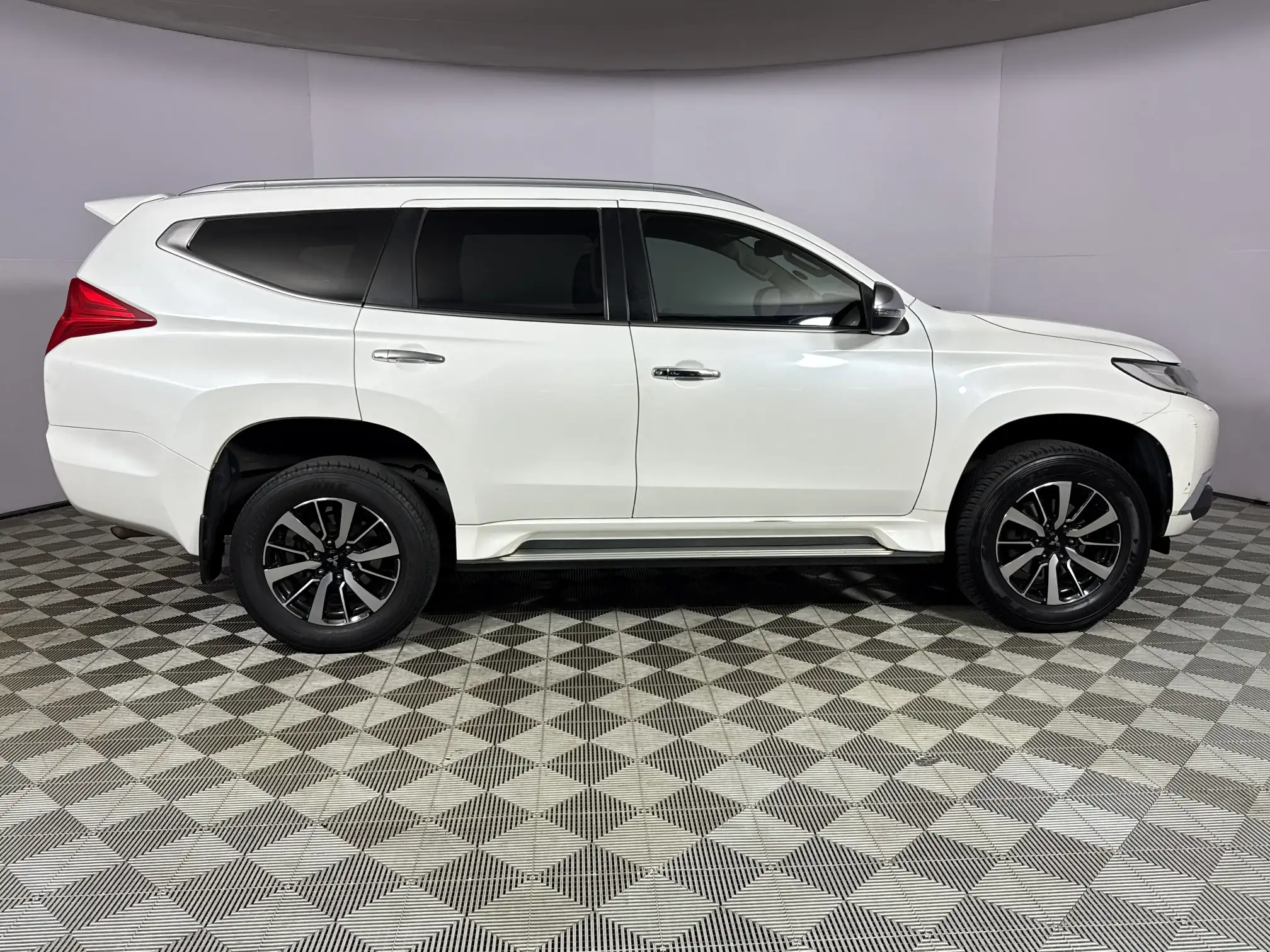 Mitsubishi Pajero Sport