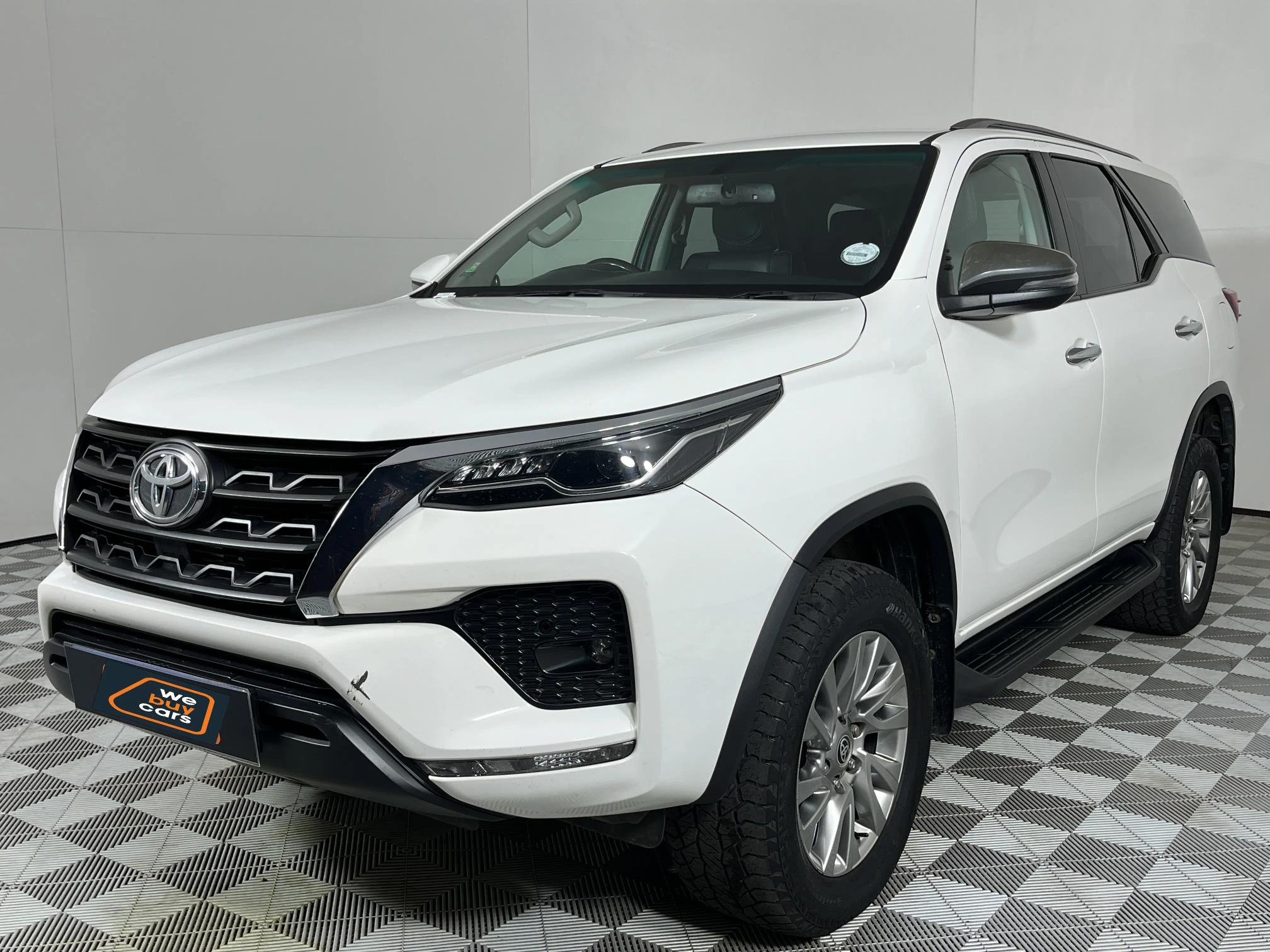 Toyota Fortuner V 2.8 GD-6 Raised Body Auto