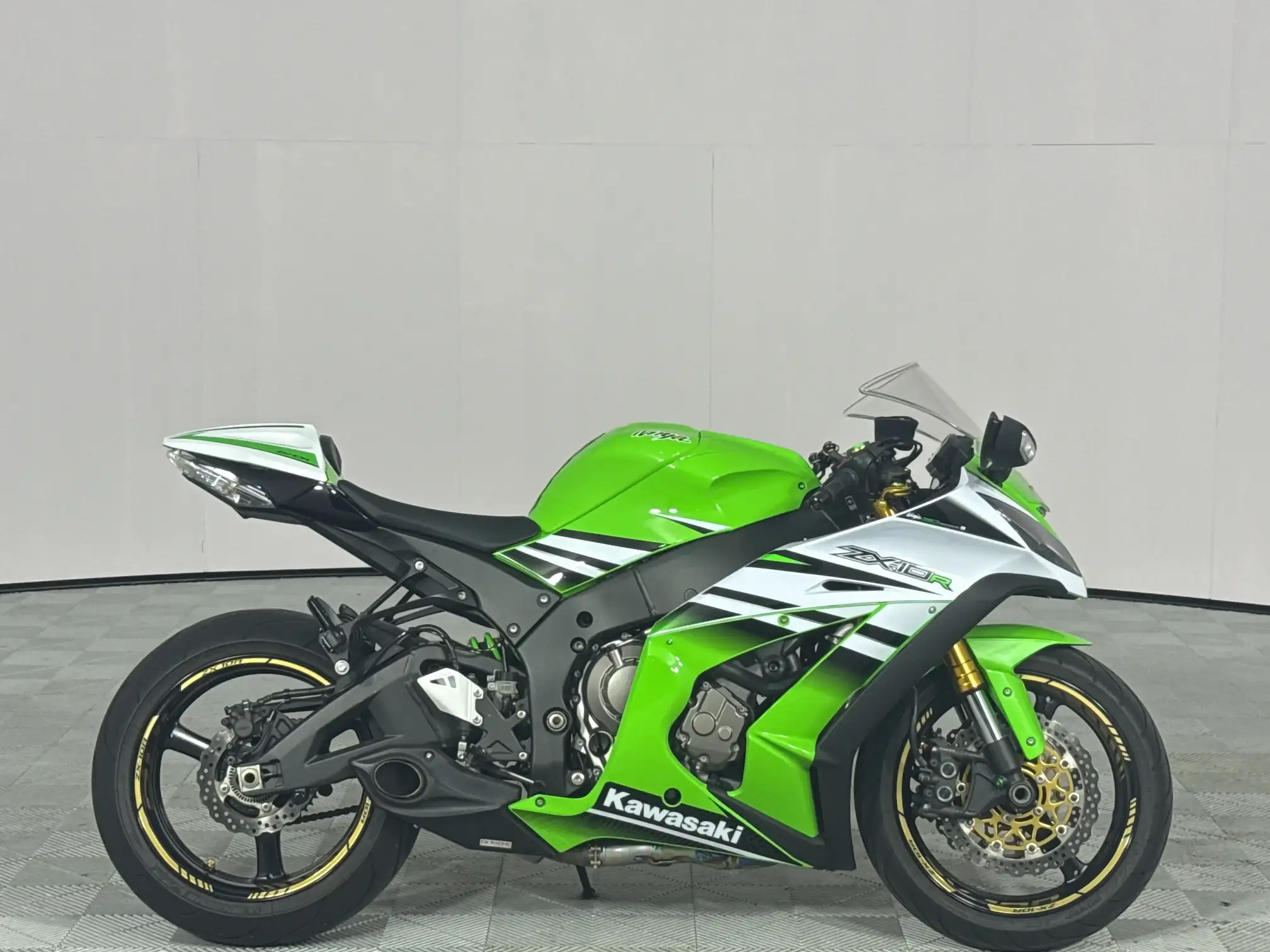 Kawasaki Zx10