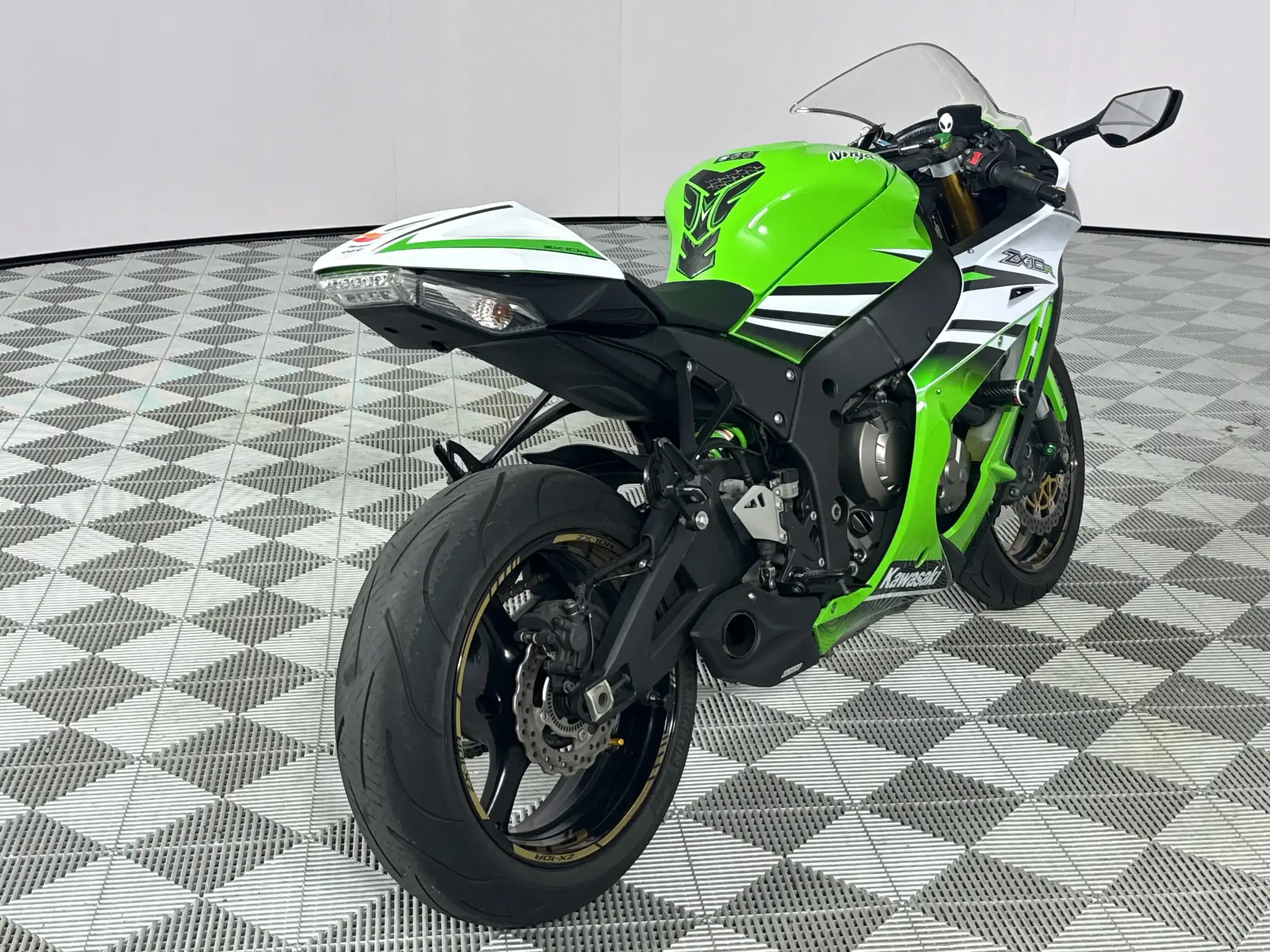 Kawasaki Zx10