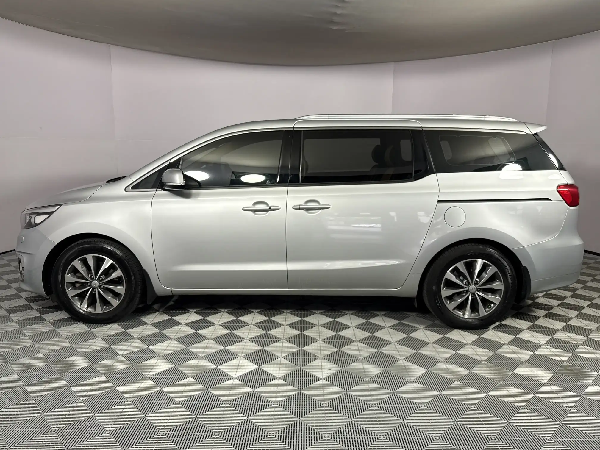 KIA Sedona