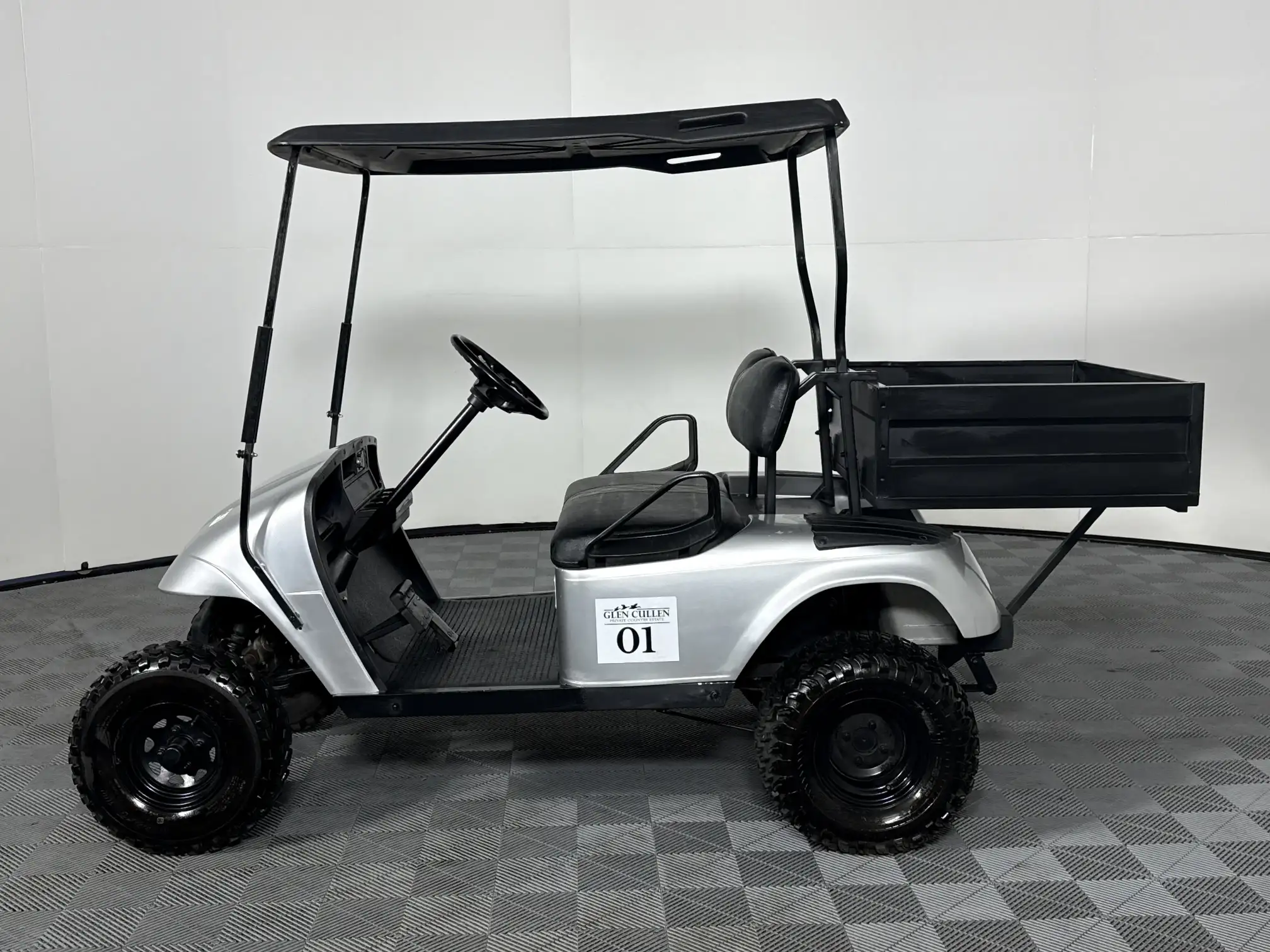 EZ-GO Golf Cart