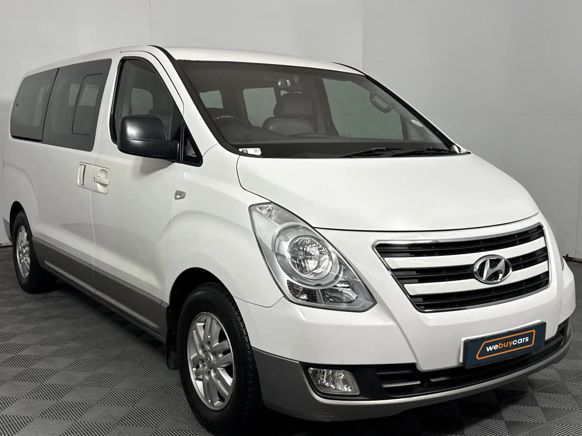 Hyundai H-1
