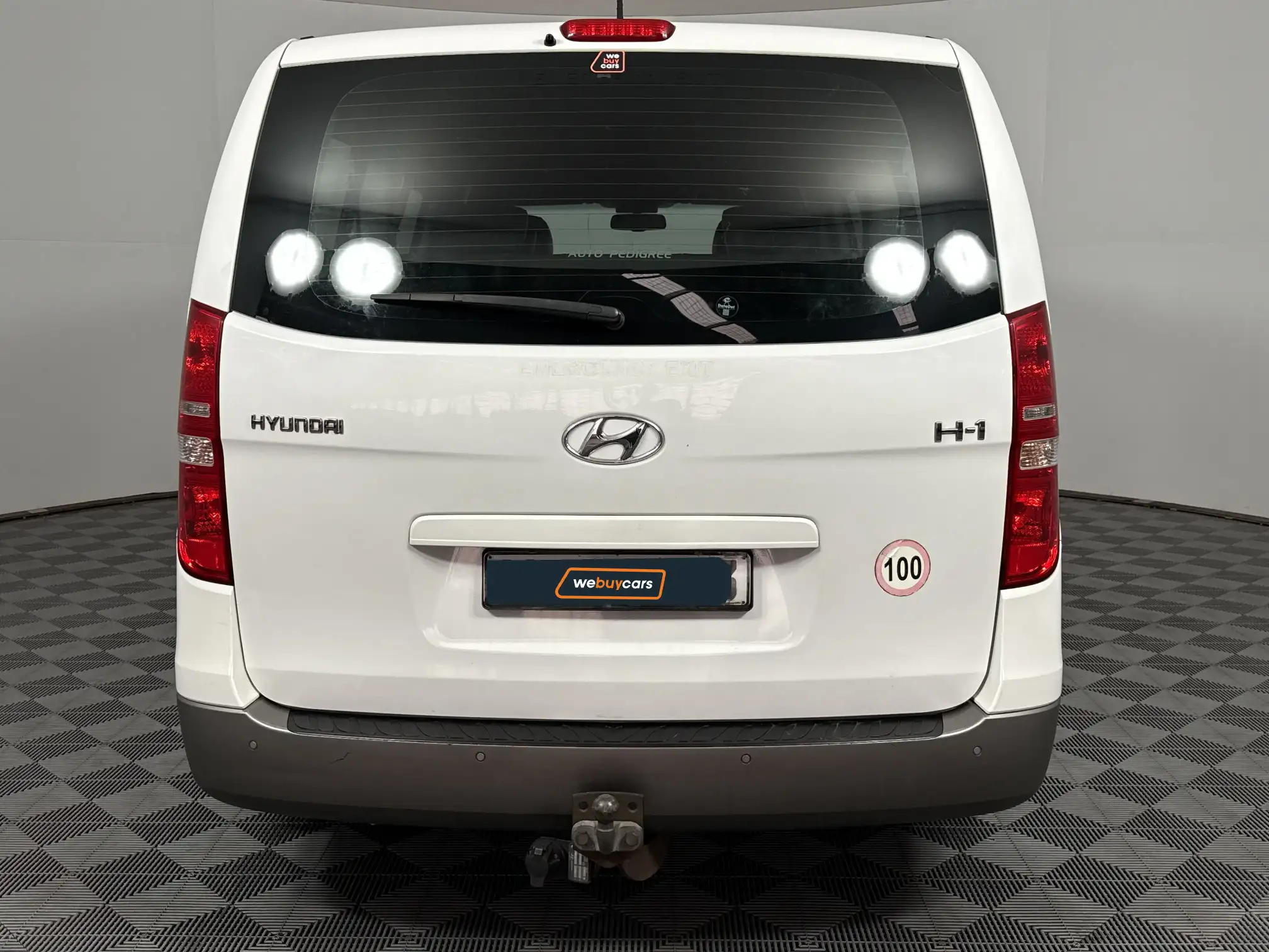 Hyundai H-1