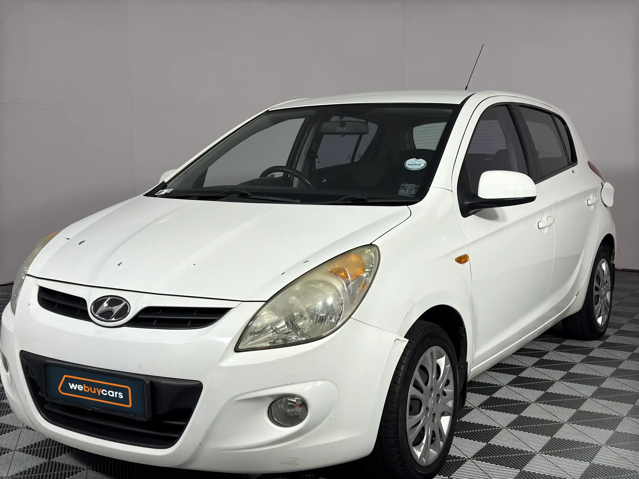 We Buy Cars | 2011 Hyundai i20 — Stock Number 4DD506625