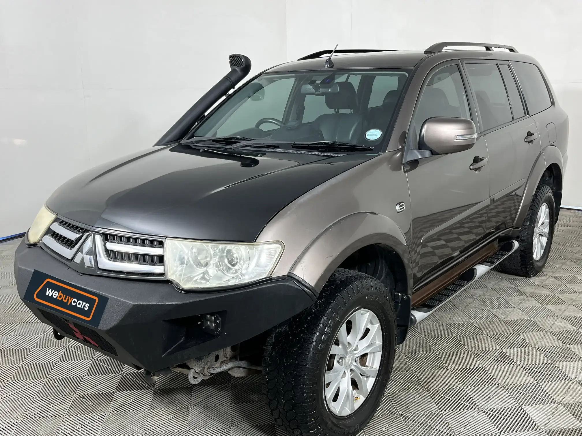 2014 Mitsubishi Pajero Sport