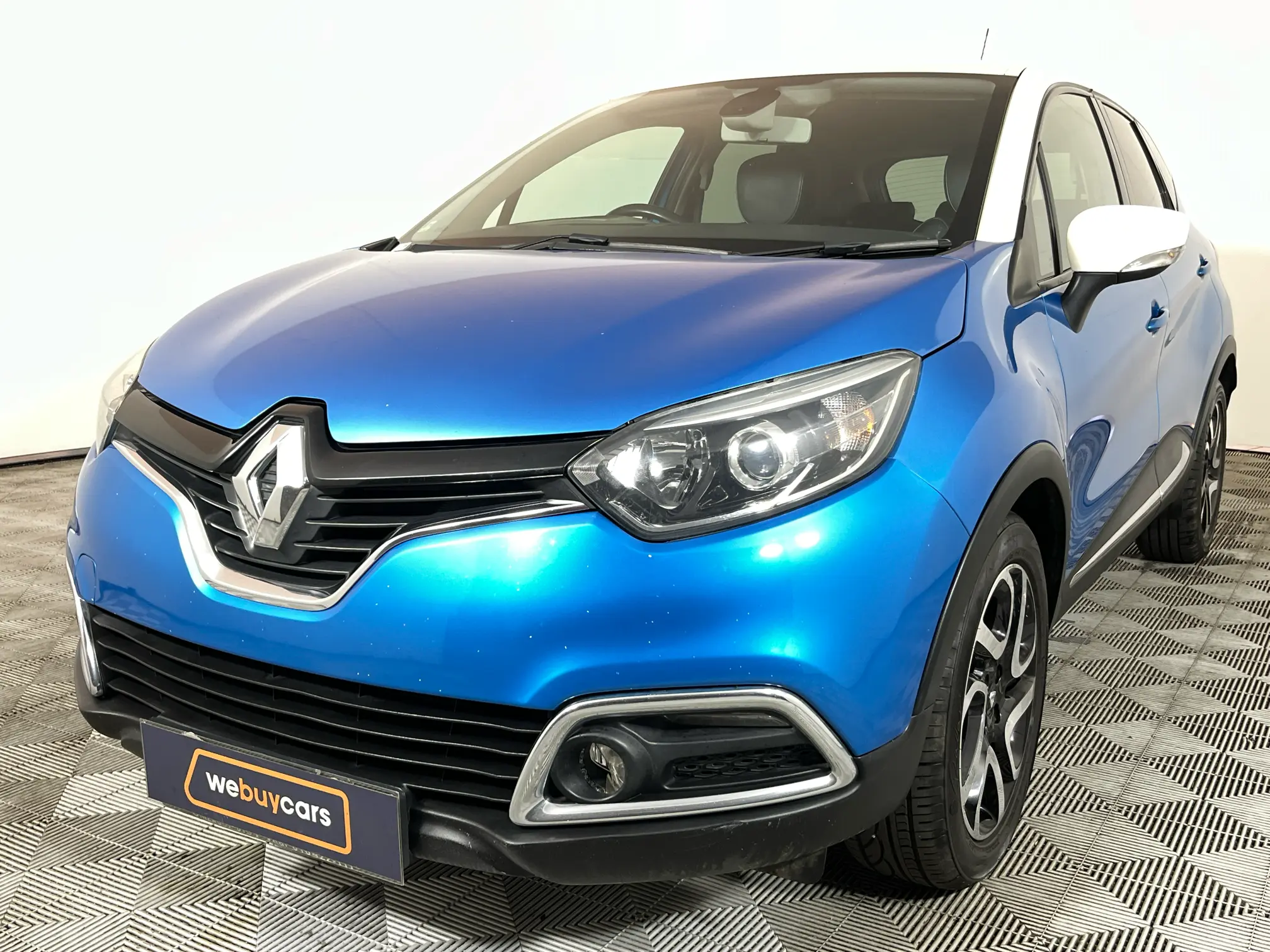 2015 Renault Captur 1.2T Dynamique EDC 5-Door (88 KW)