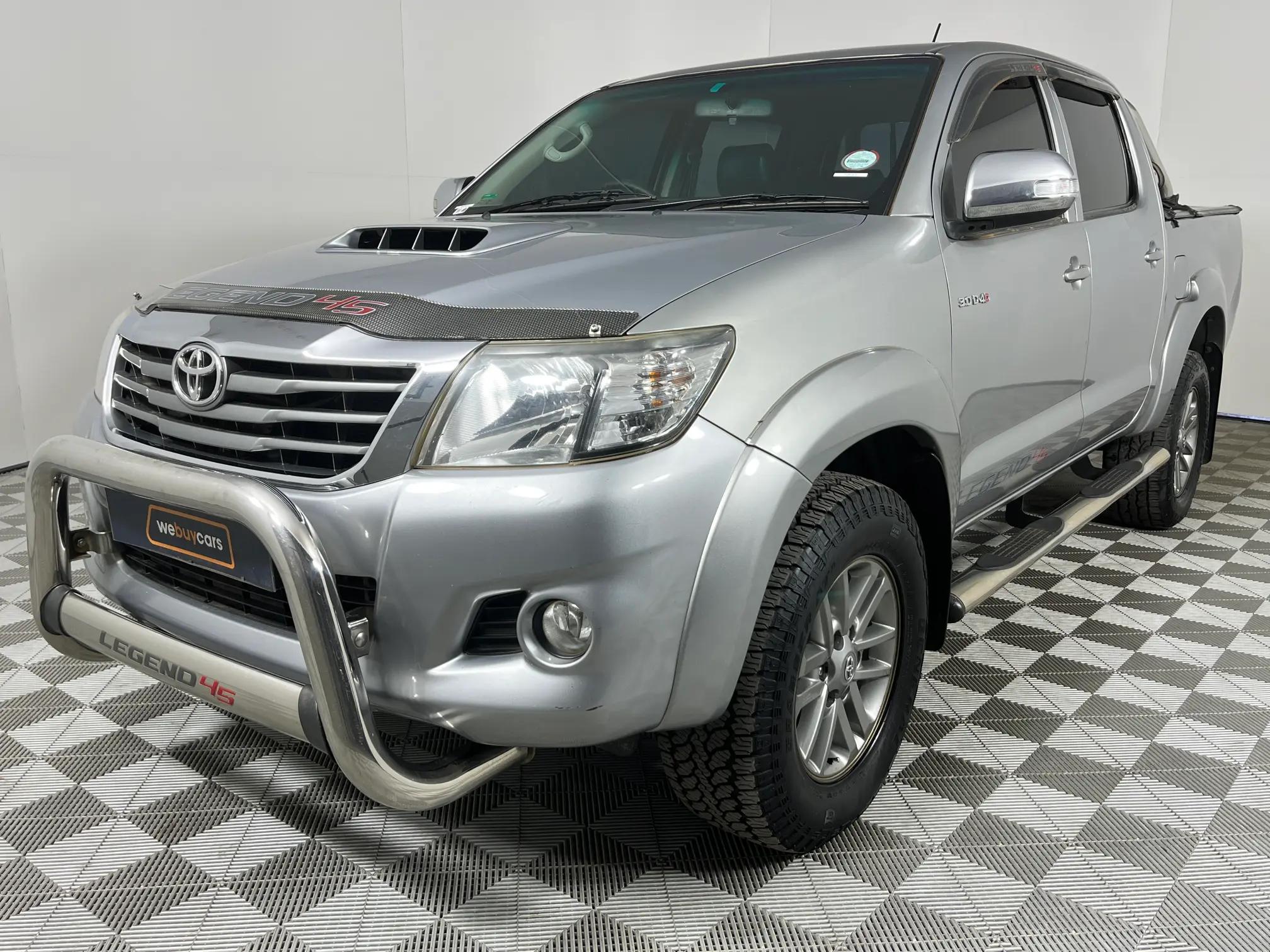 Toyota Hilux (Legend 45) 3.0 D-4D R/B Double Cab For Sale - R 314 900 ...