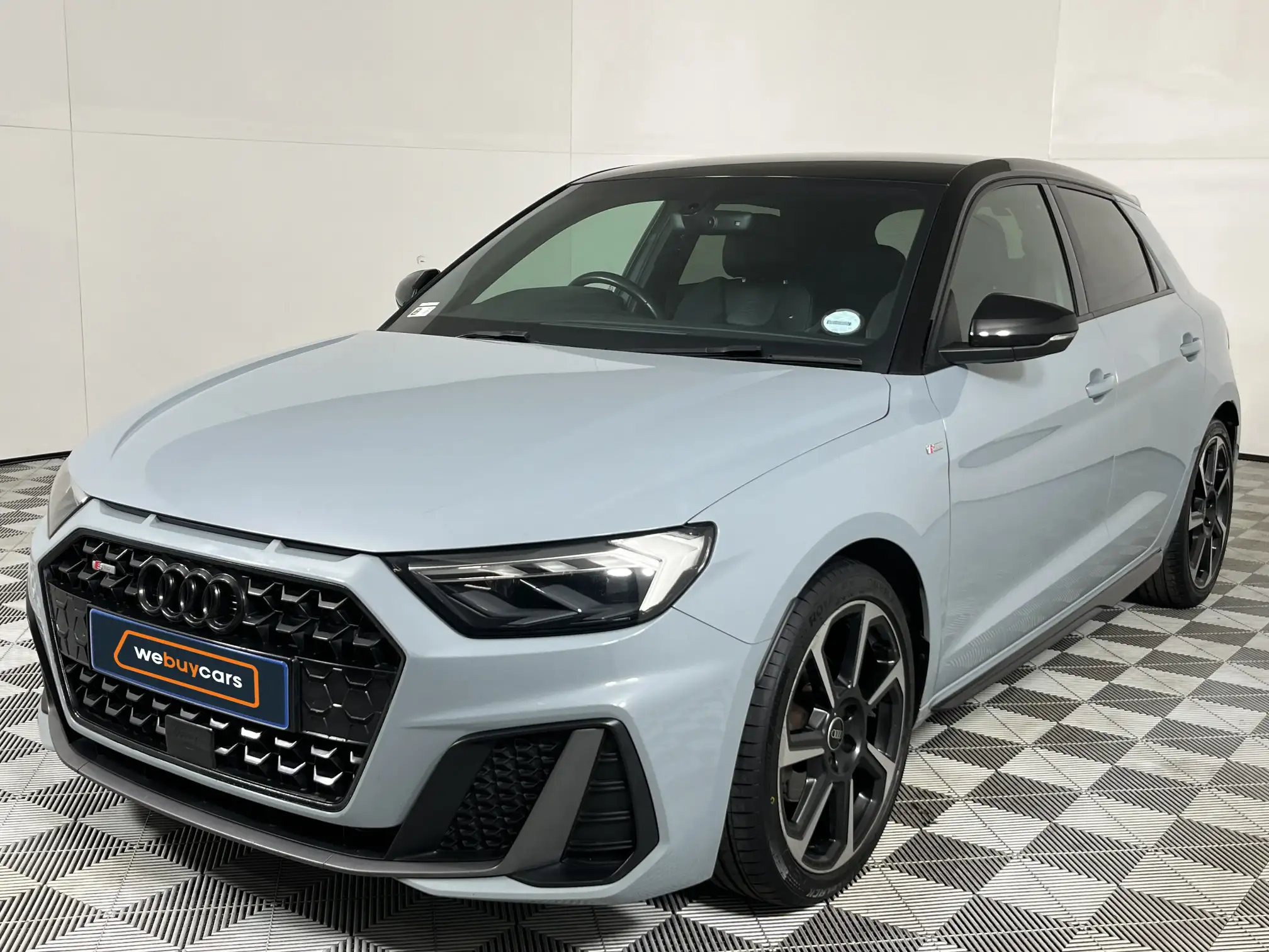 2022 Audi A1