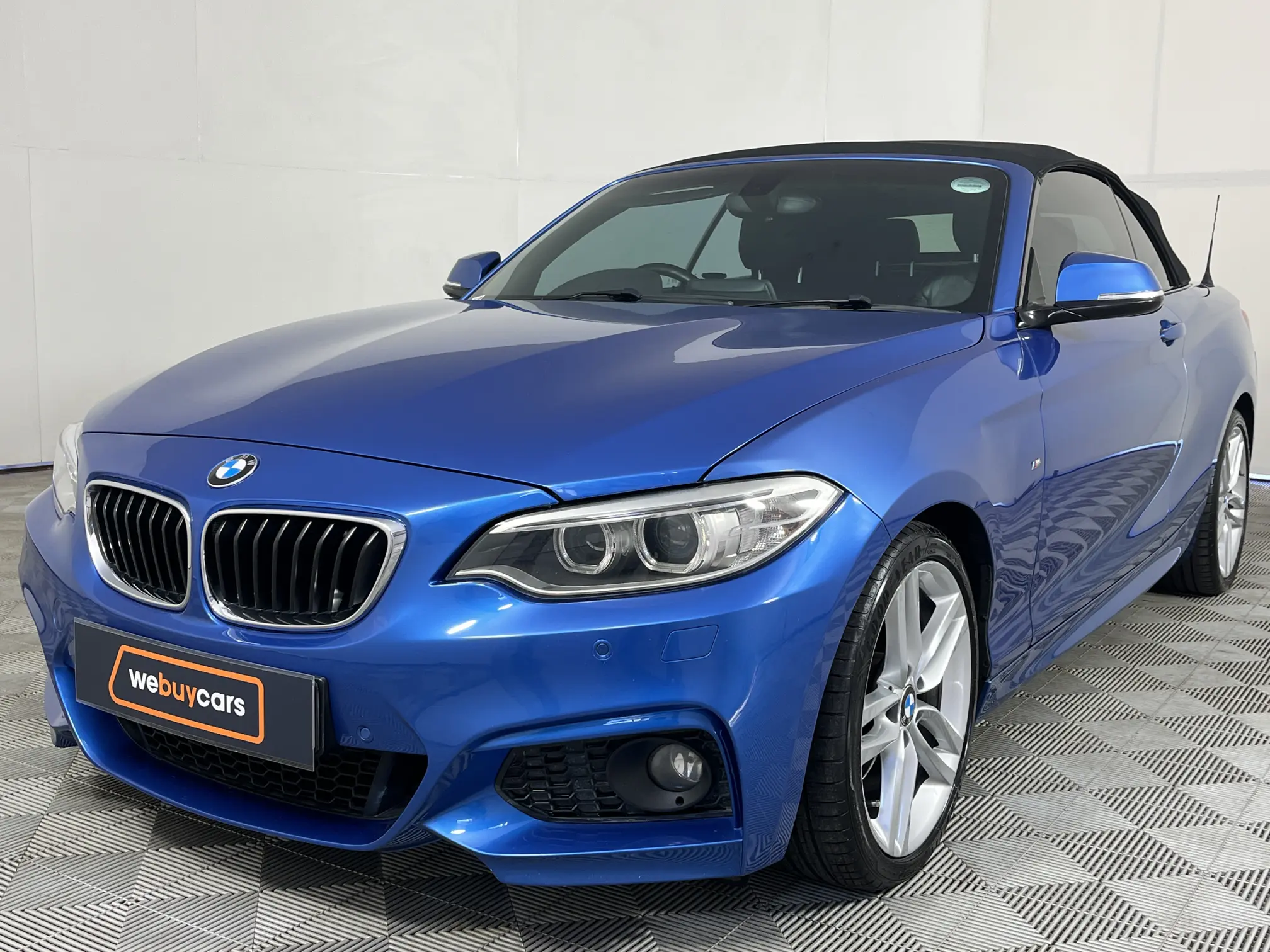 2015 BMW 2 Series 220i Convert M Sport Auto (F23)