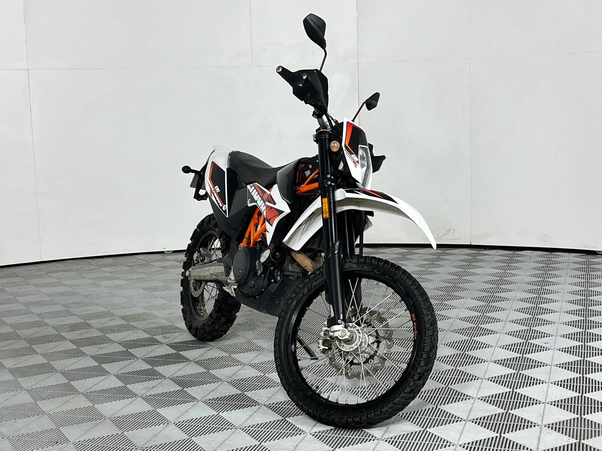 Ktm 690 on sale enduro cena