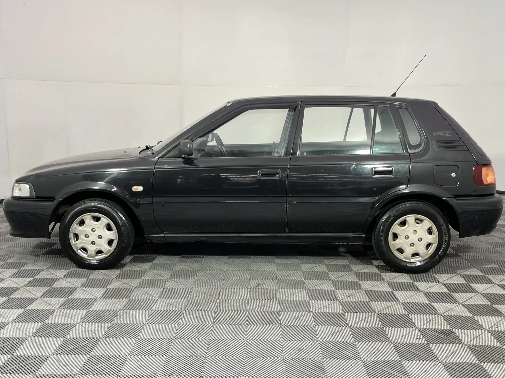 Toyota Tazz