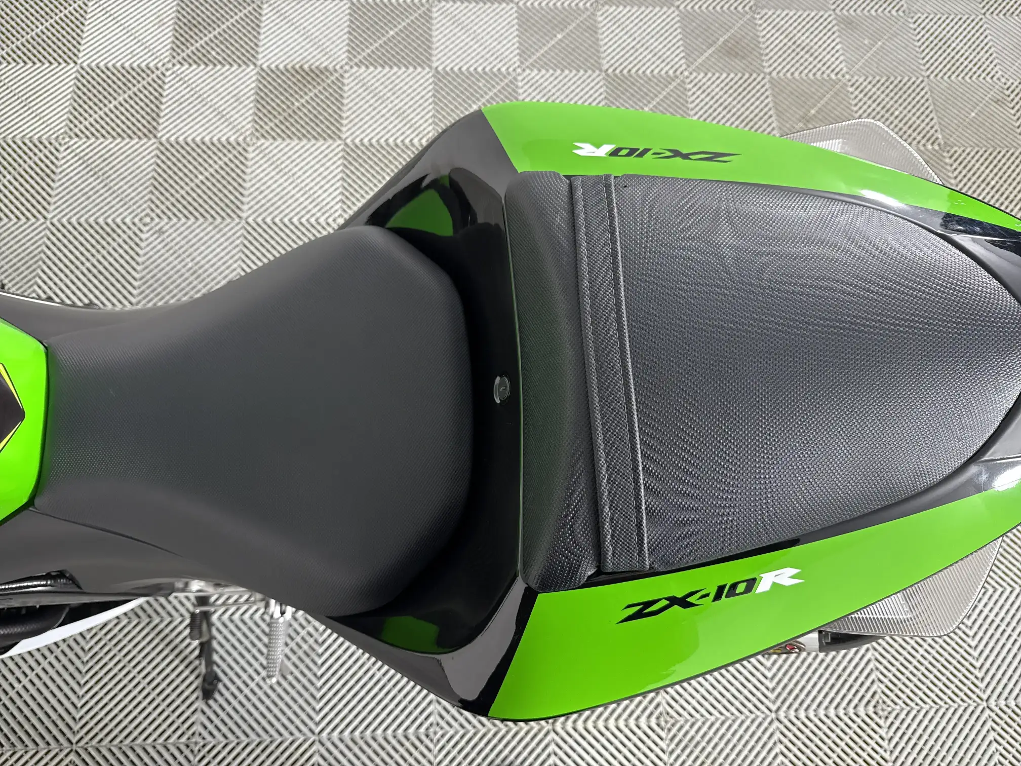 2008 Kawasaki ZX Zx10-R