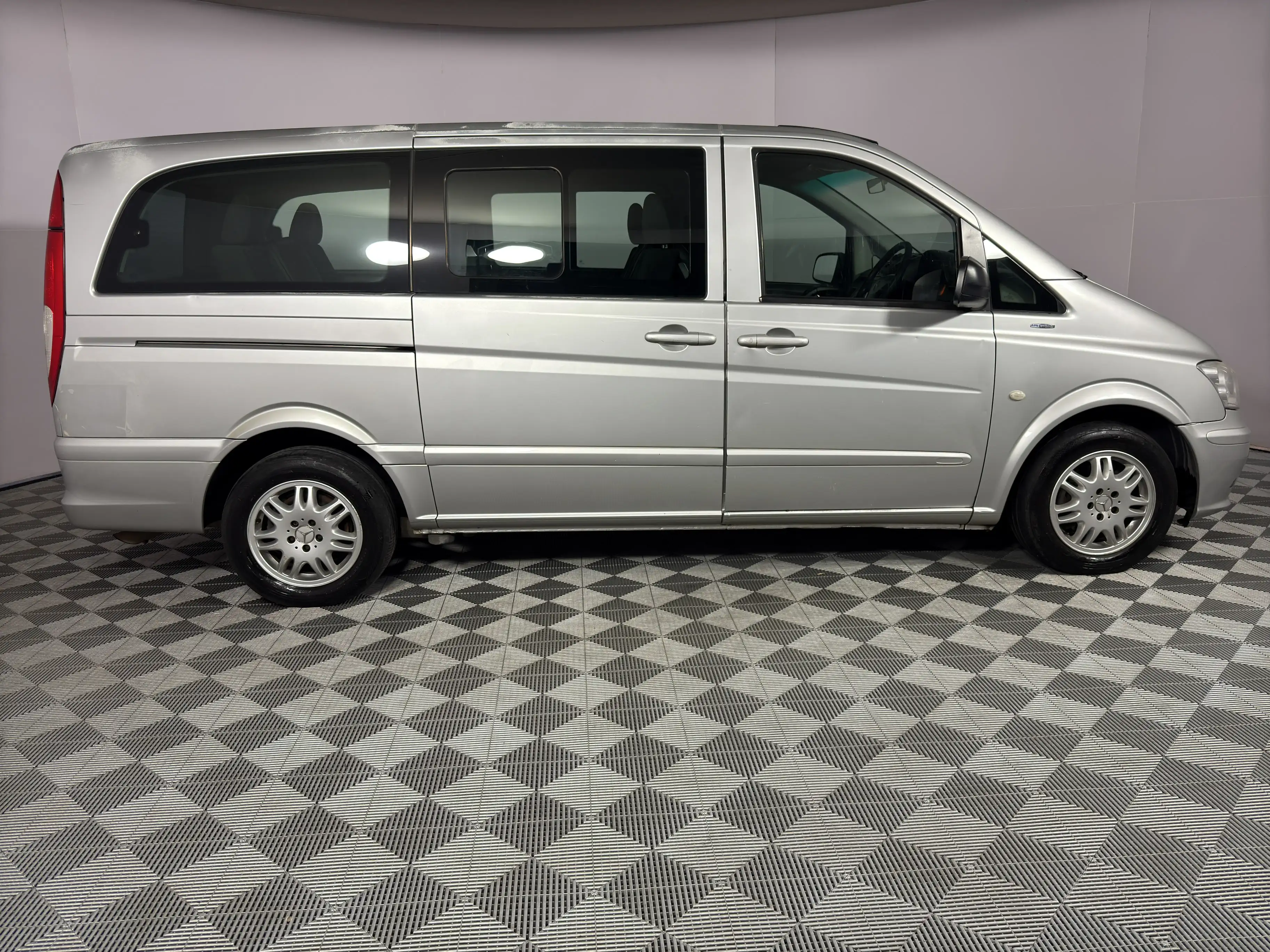 Mercedes-Benz Vito BUS