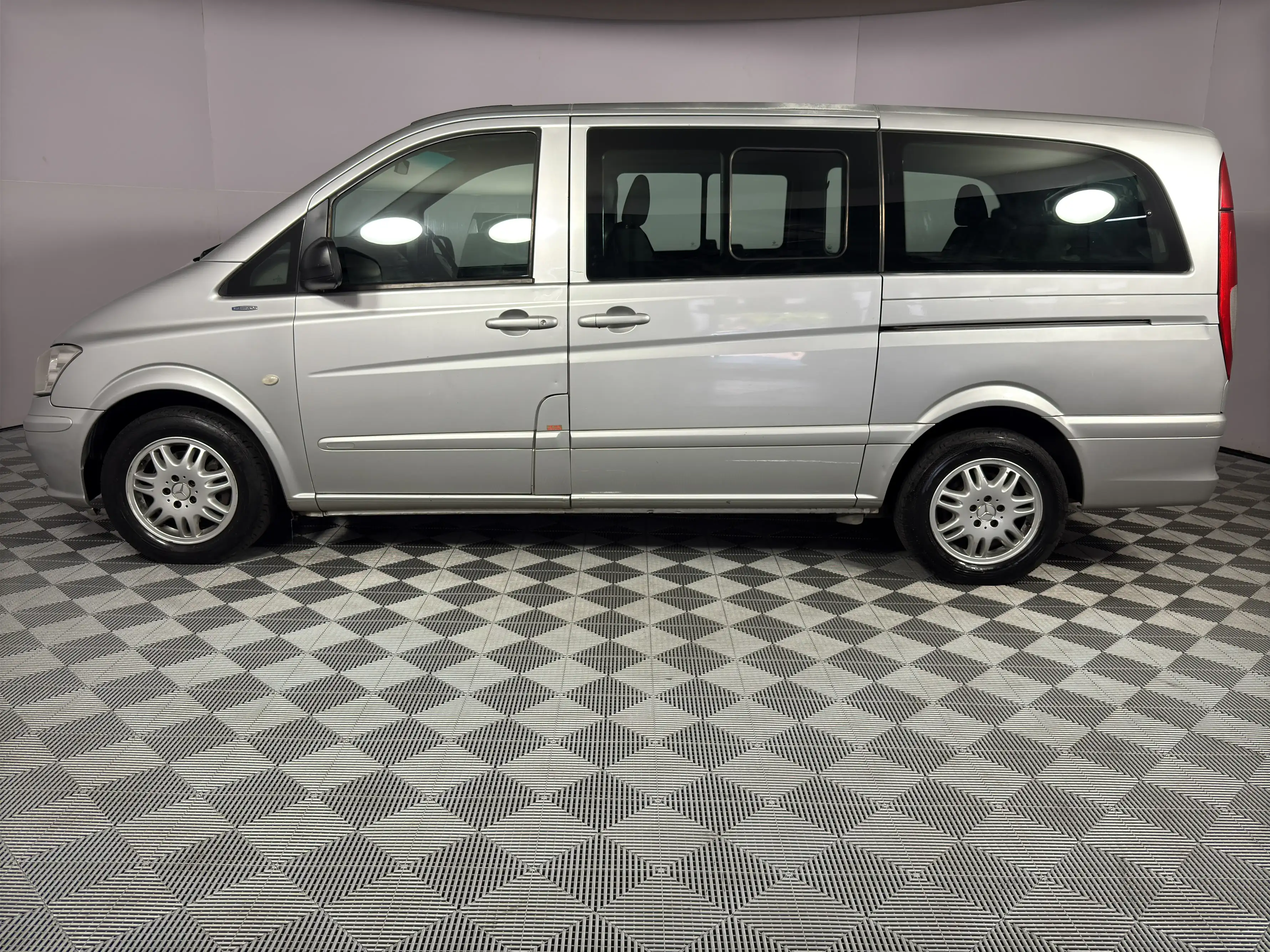 Mercedes-Benz Vito BUS