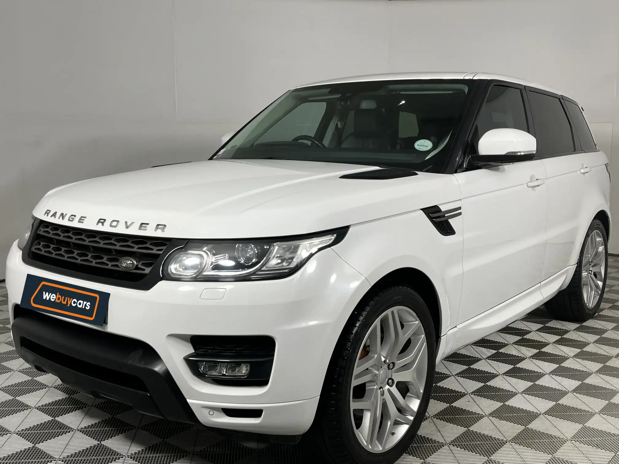 2016 Land Rover Range Rover Sport 3.0 V6 Super Charged SE at Silver Lakes (GP) for sale R300900