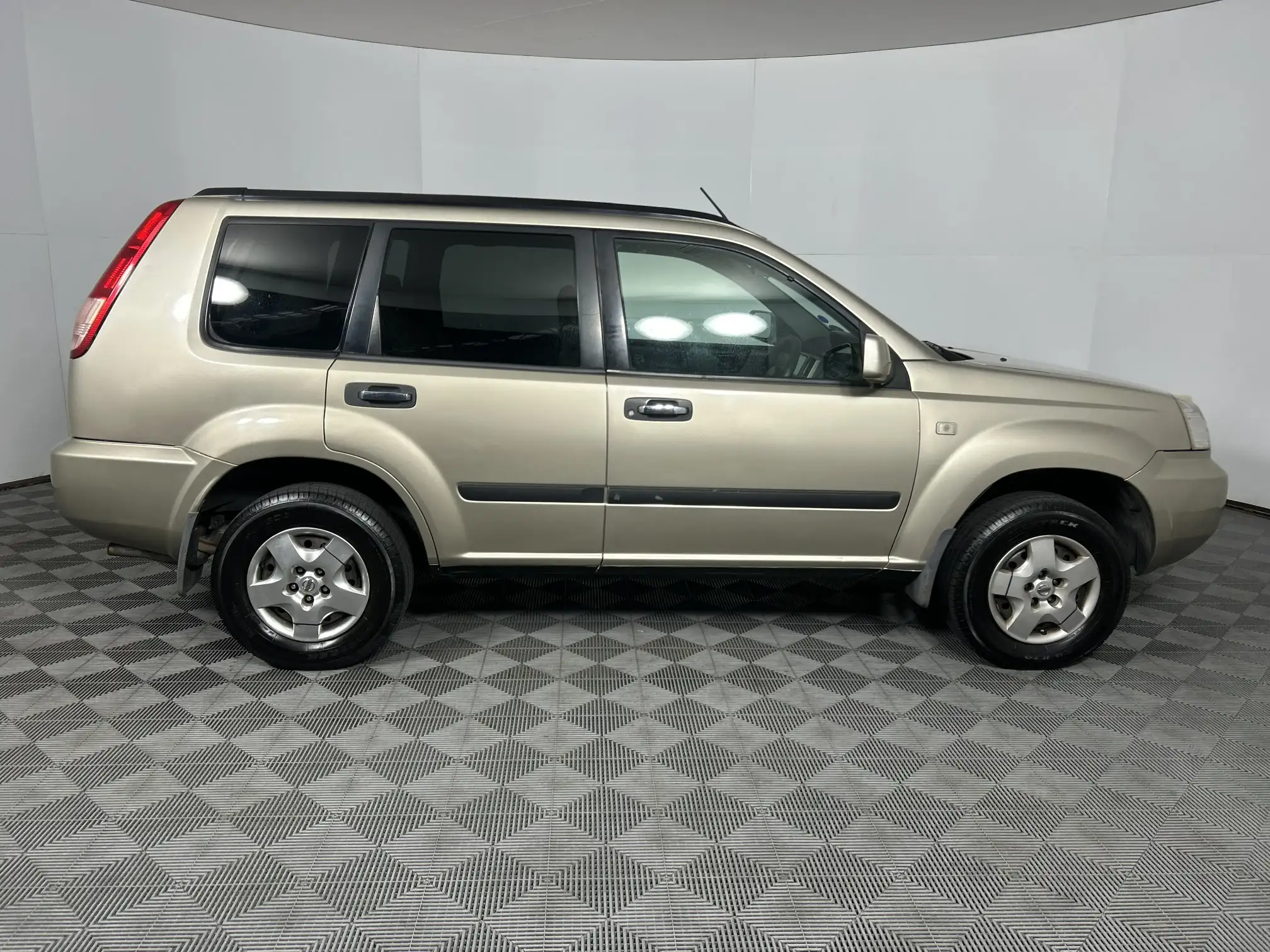 Nissan X Trail