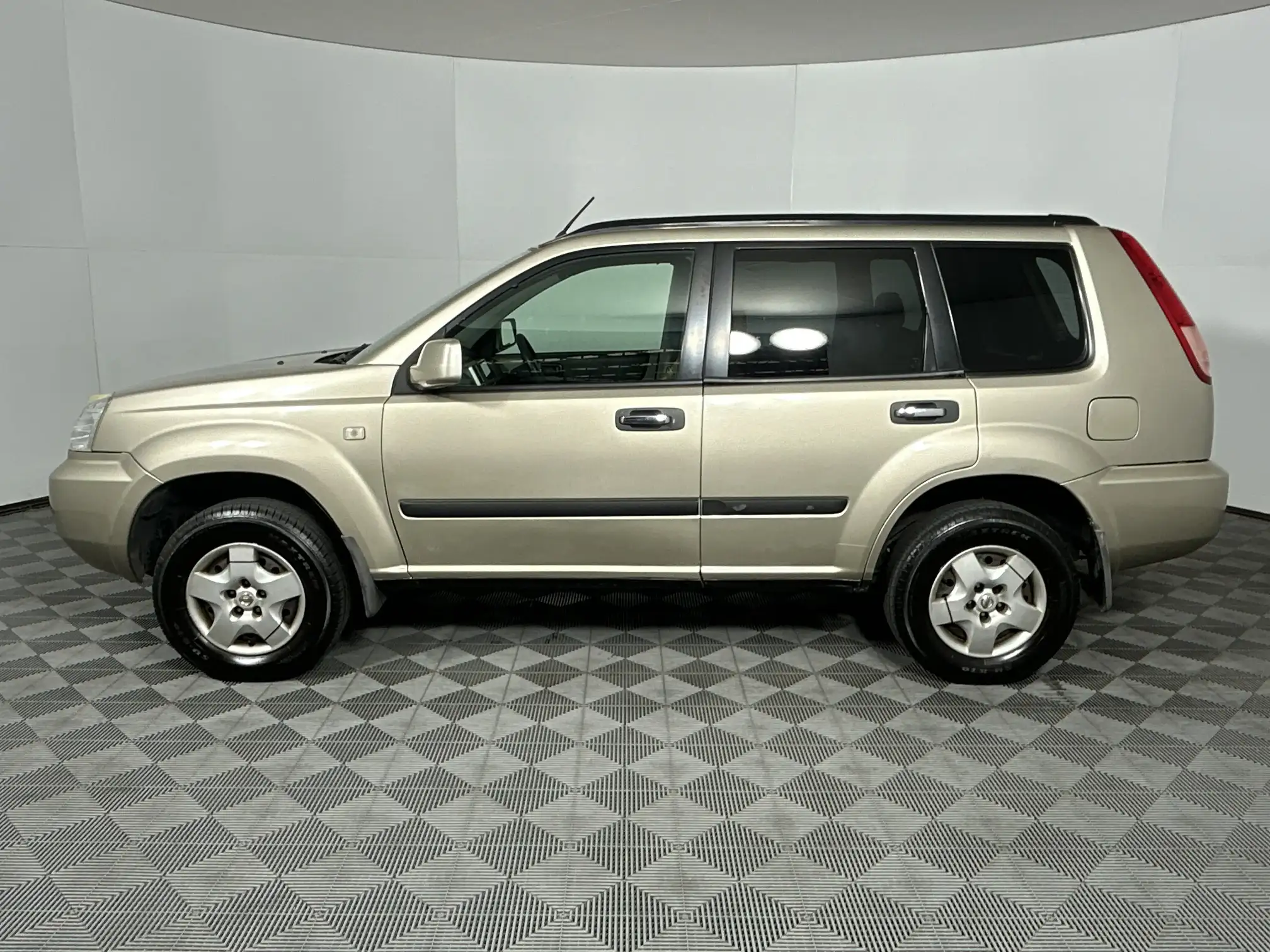 Nissan X Trail