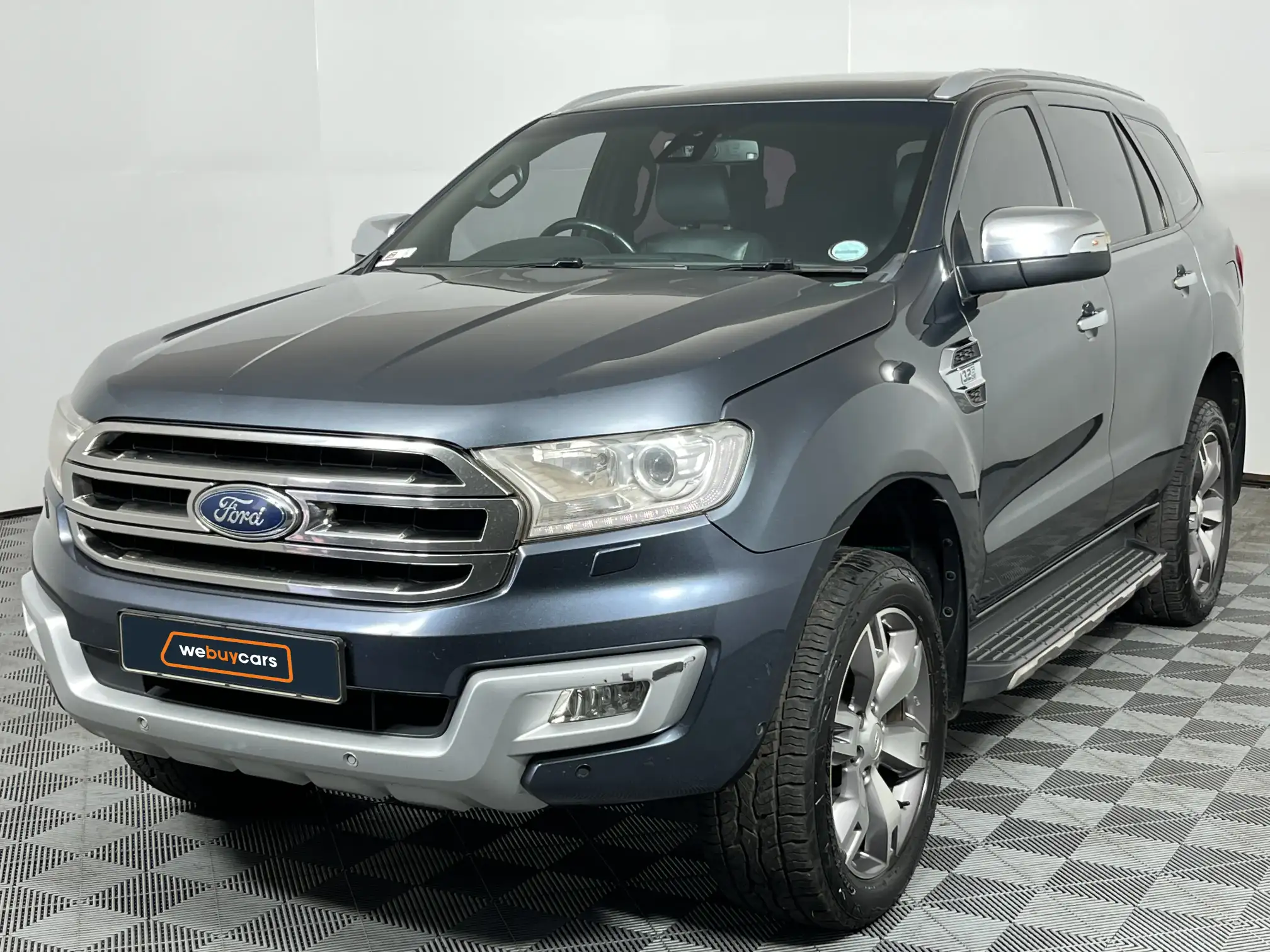 2016 Ford Everest