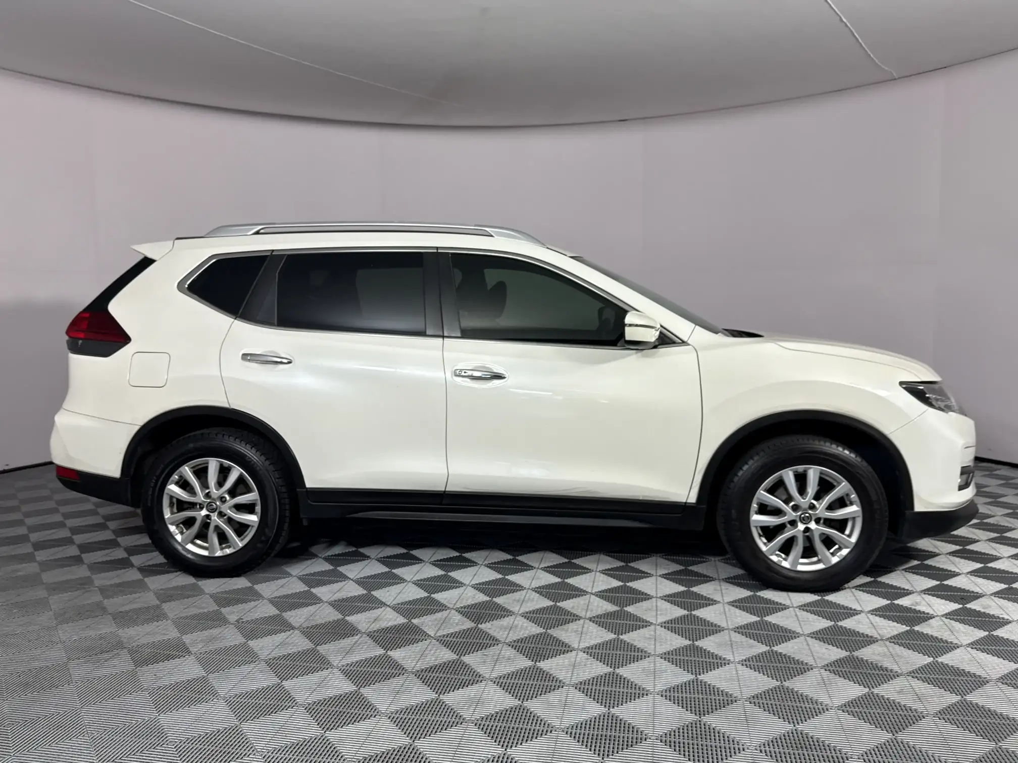 Nissan X Trail