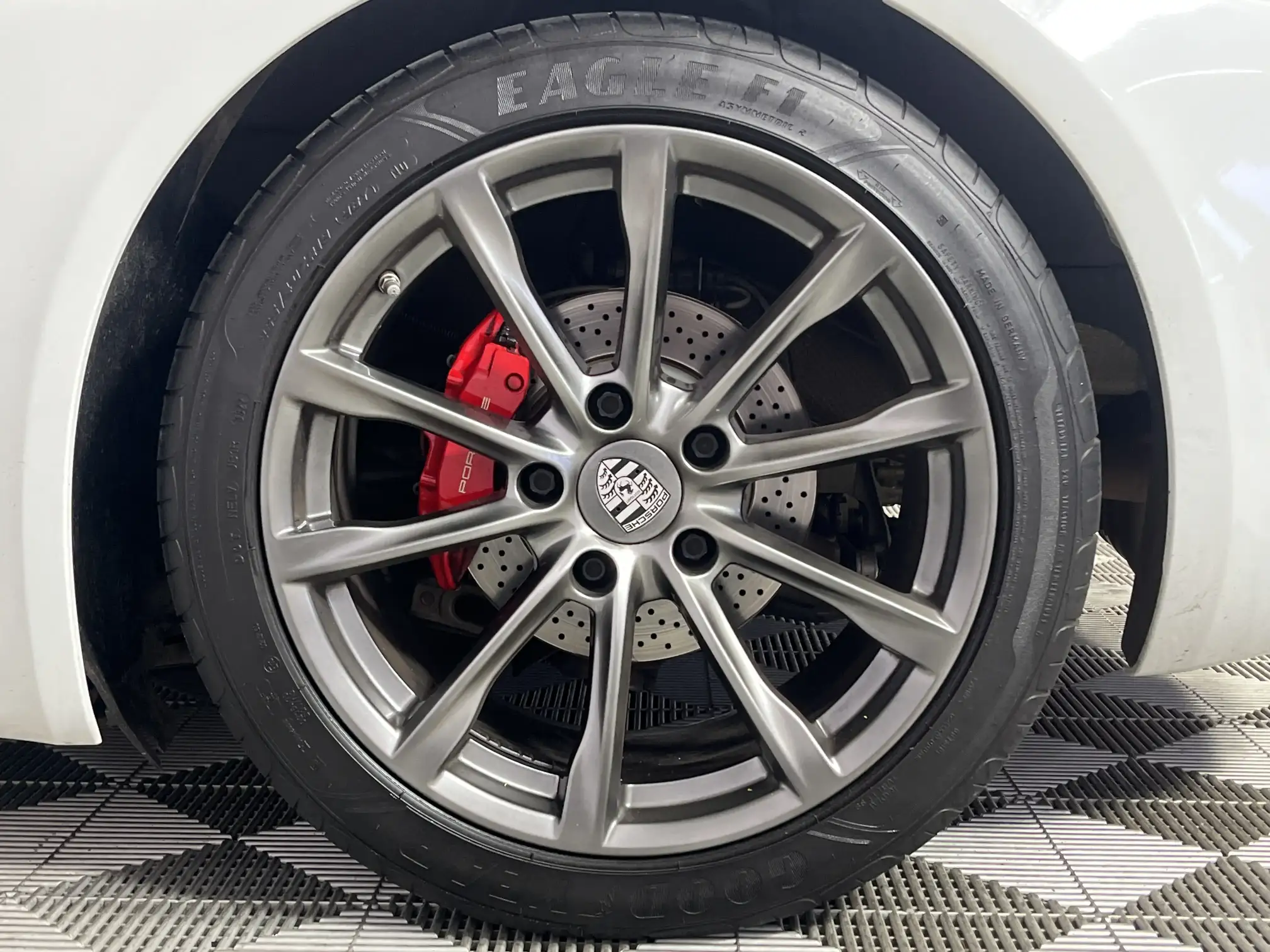 Porsche Cayman