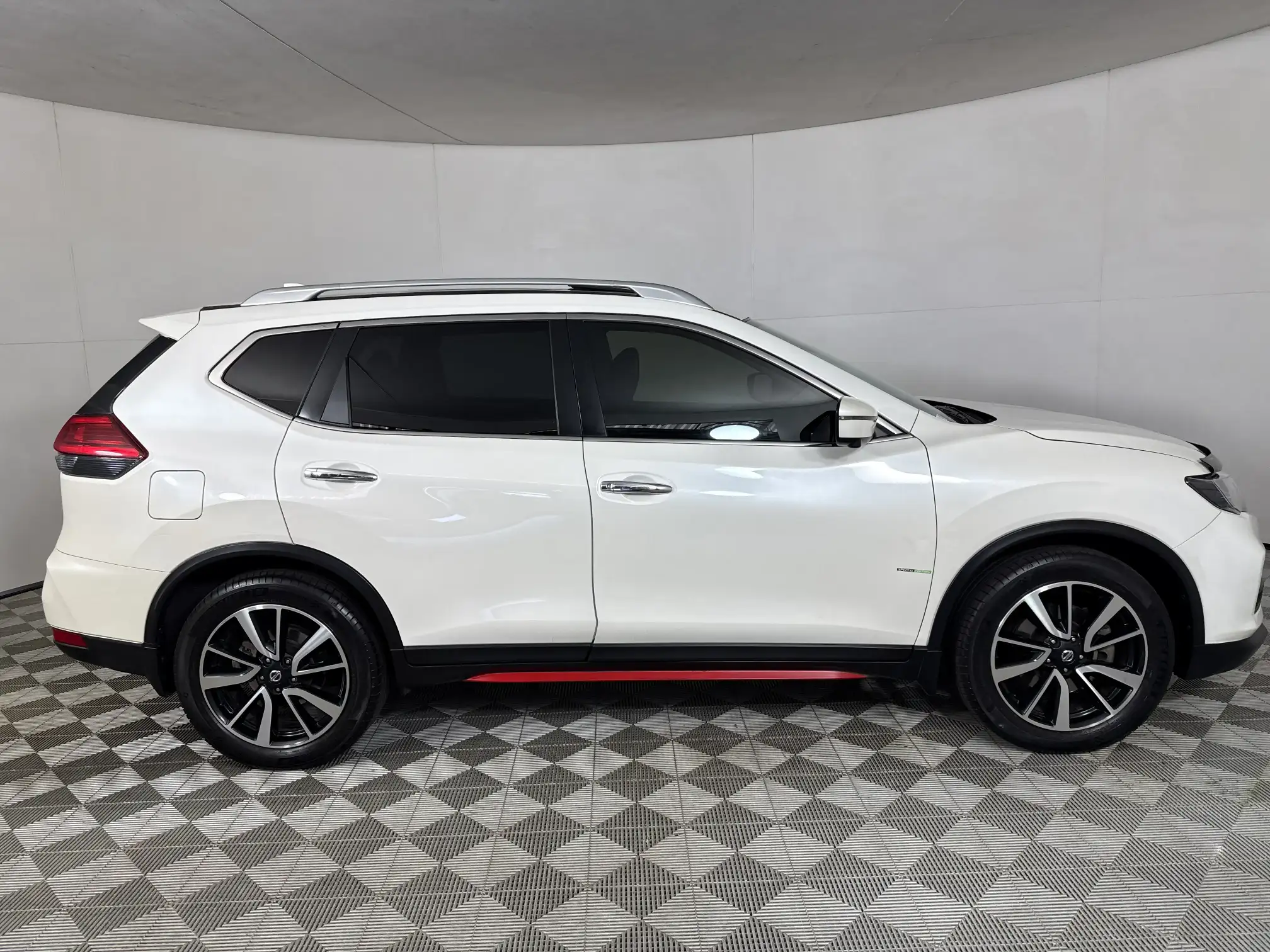 Nissan X Trail
